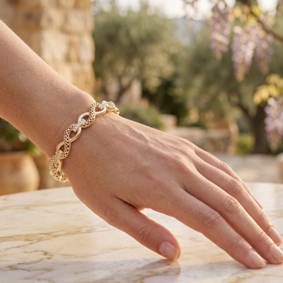 Gold Filled Oro Laminado Chandra Infinity Zirconia Bangle