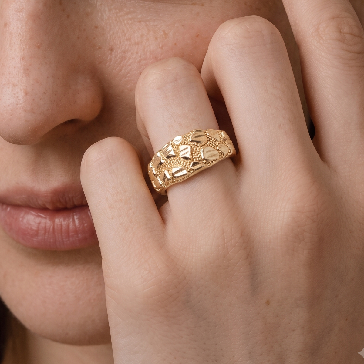 Gold Filled Oro Laminado Diamond Cut Nugget Signet Ring