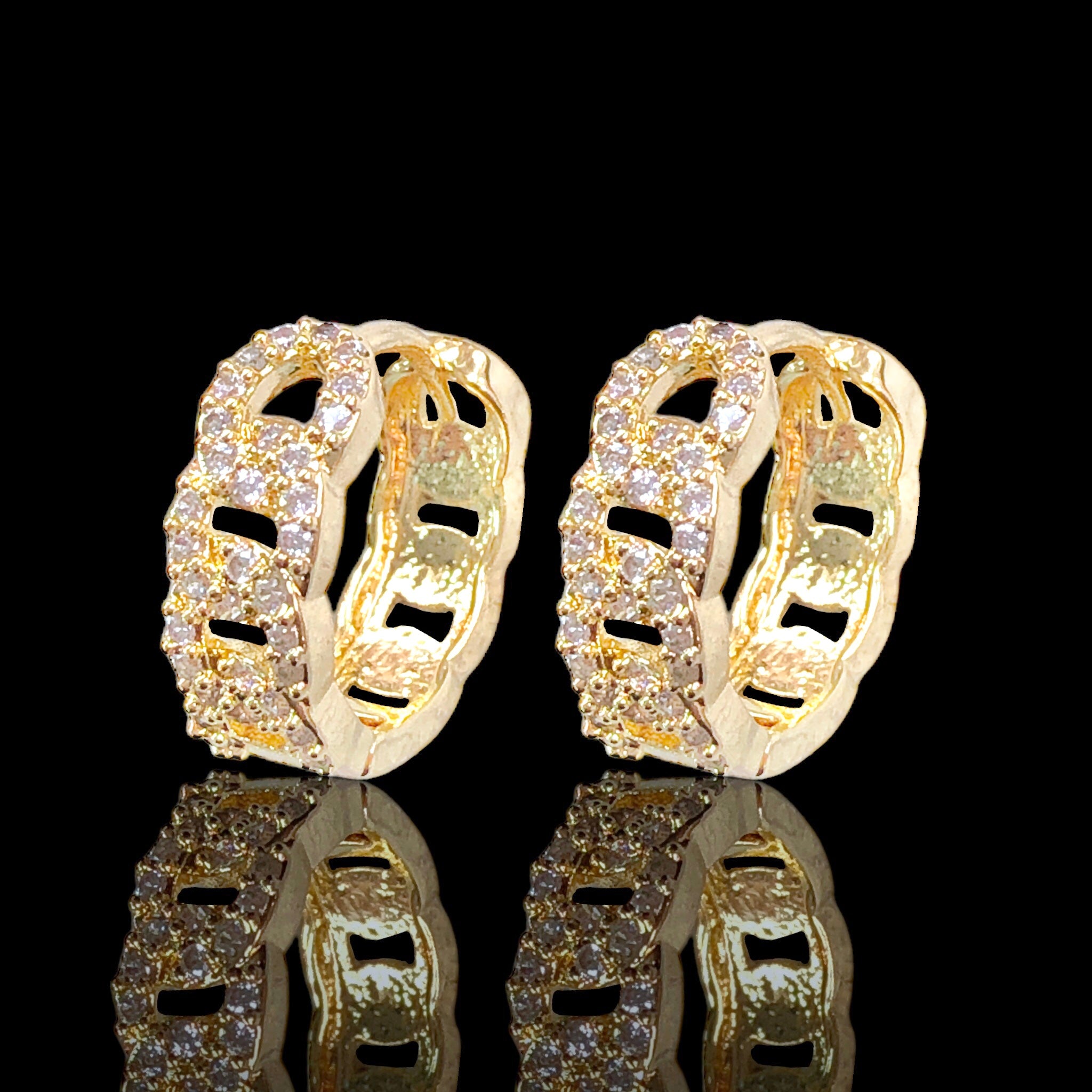 Gold Filled Oro Laminado Fancy Mini Cuban Link Huggies