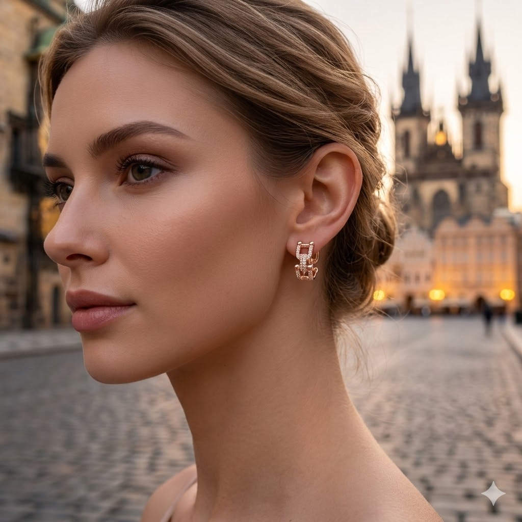 Gold Filled Oro Laminado Horseshoe Link Zirconia Earrings