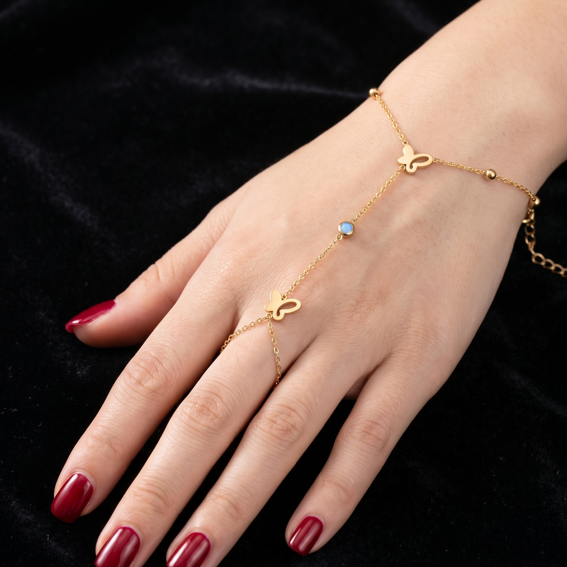 Gold Filled Oro Laminado Love Butterfly Hand Chain Bracelet