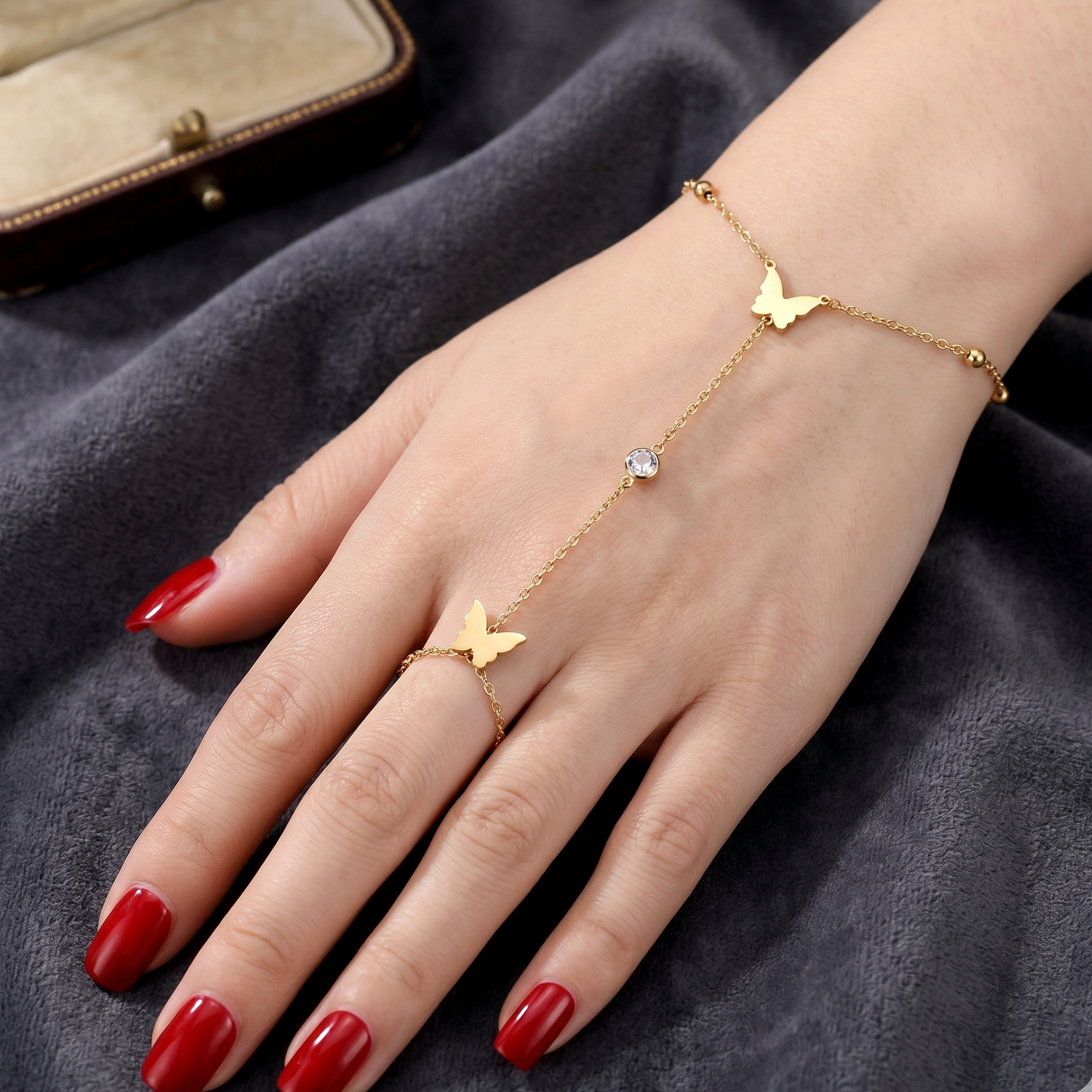 Gold Filled Oro Laminado Lux Butterfly Hand Chain Bracelet