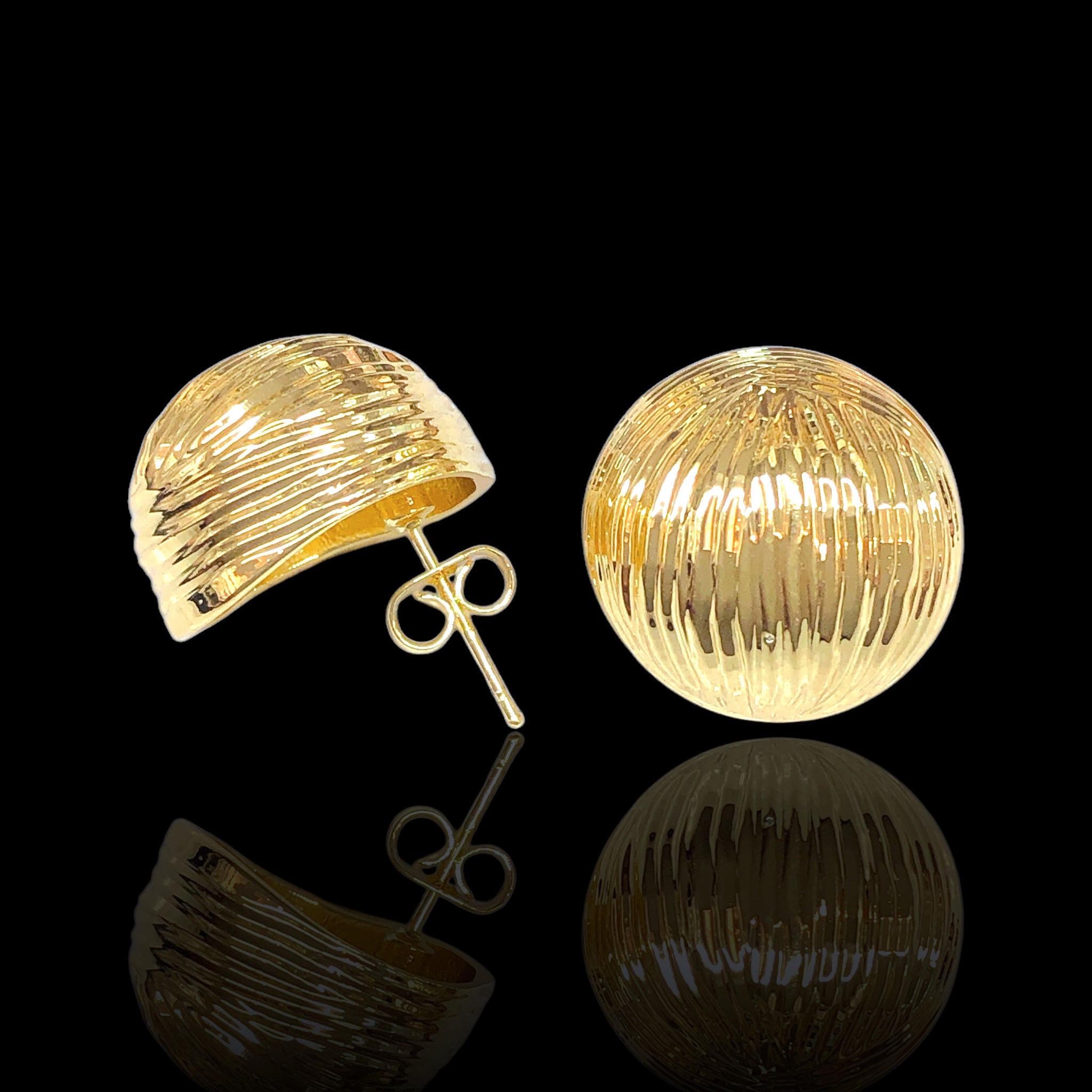 Gold Filled Oro Laminado Madame Vetti Stud Earrings