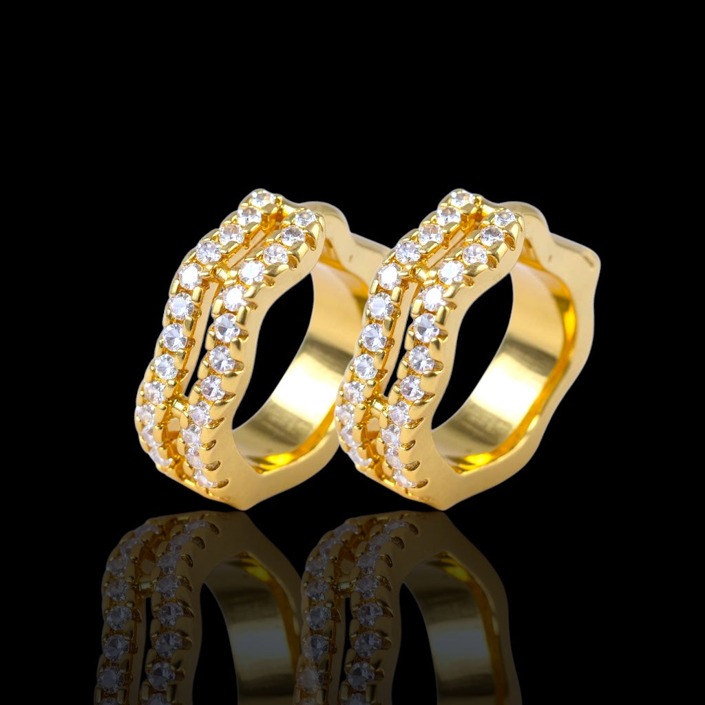 Gold Filled Oro Laminado Twin River Zirconia Huggie Earrings
