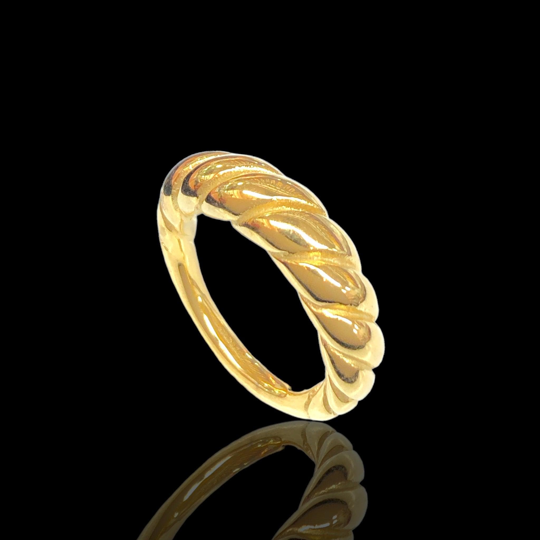 Oro Laminado 316L Stainless Steel Braided Dome Ring