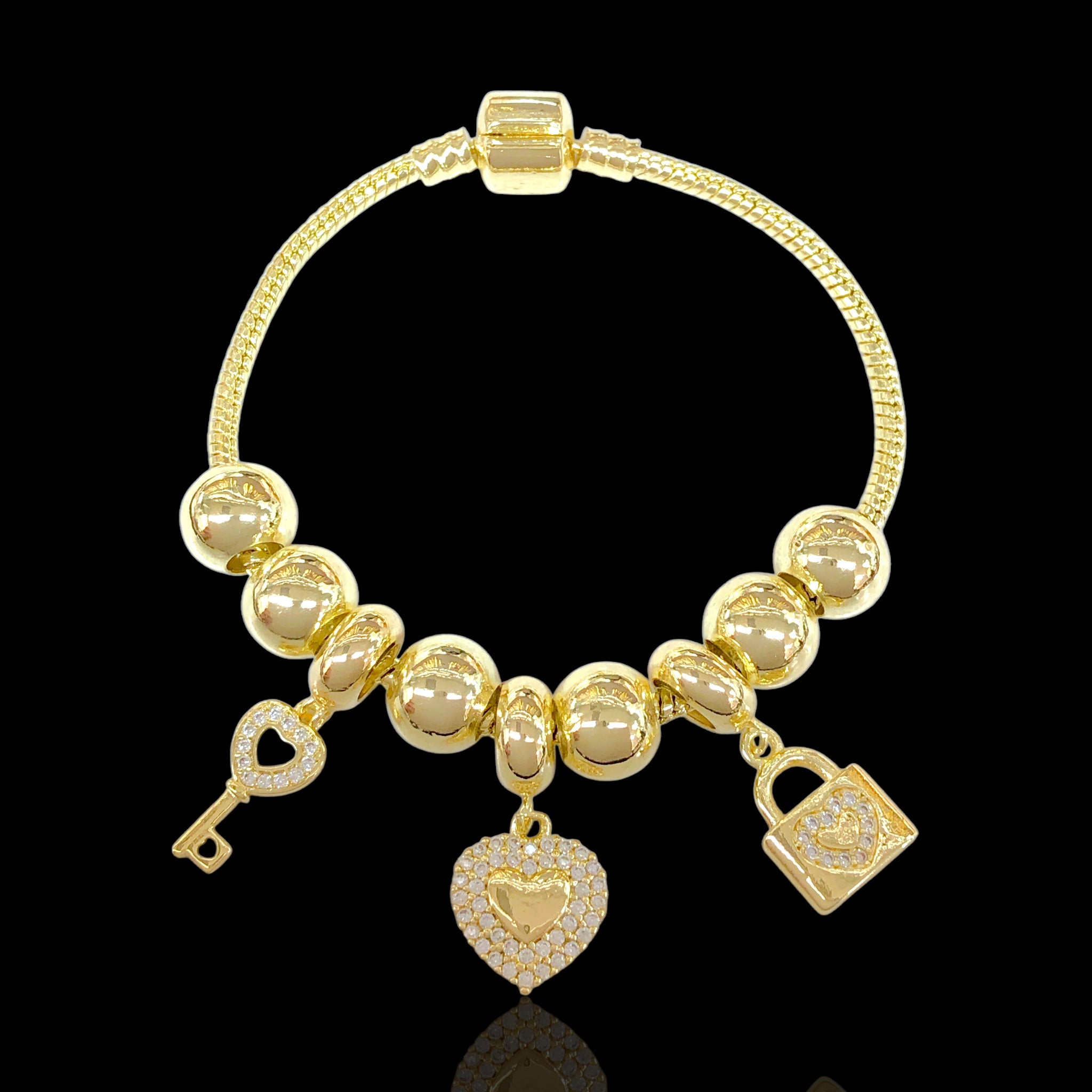Oro Laminado Gold Beads Cupid Heart Charms Bracelet