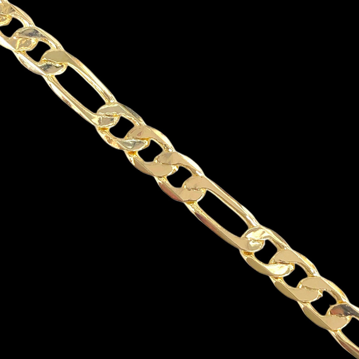 Oro Laminado Gold Filled 5.5mm Figaro Bracelet (PACK OF 6)