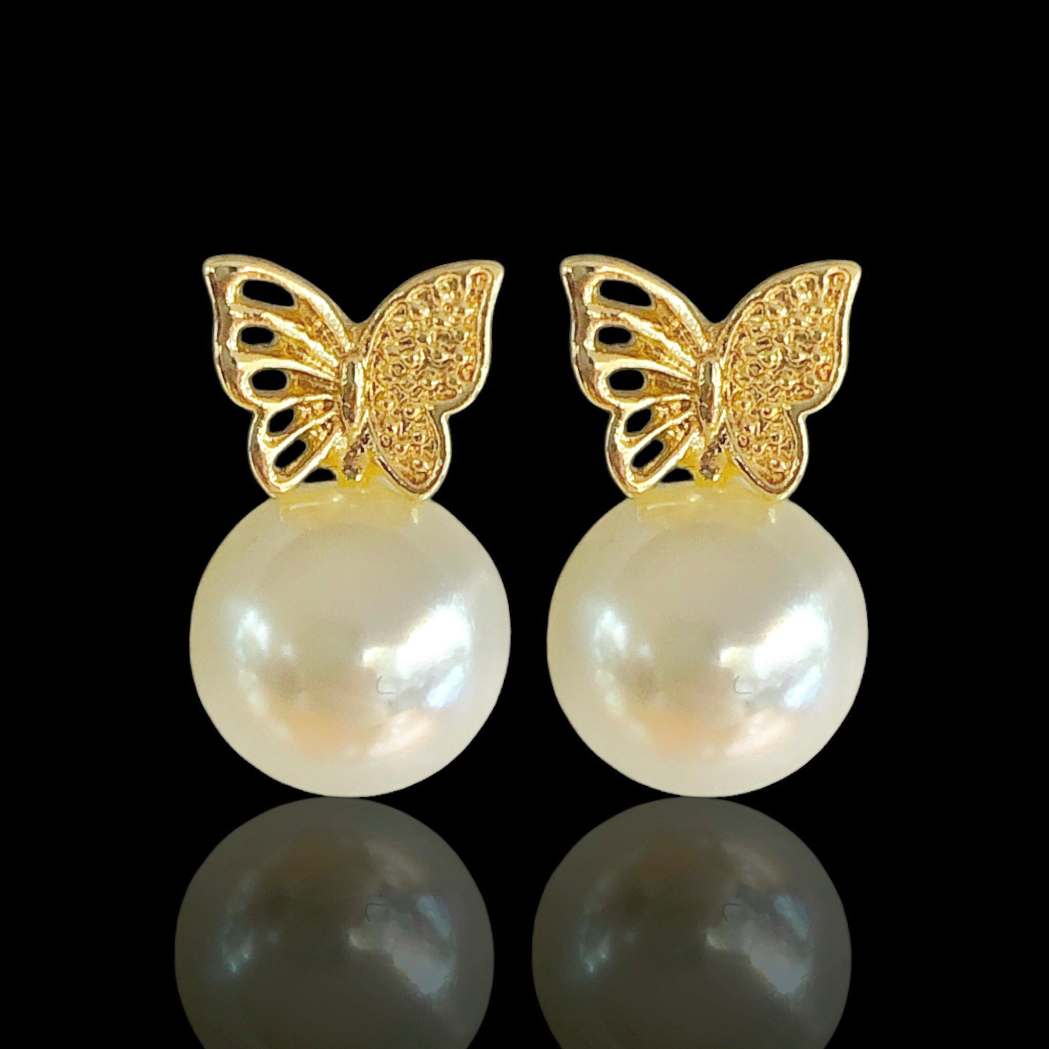 Oro Laminado Gold Filled Amazon Butterfly Stud Earrings