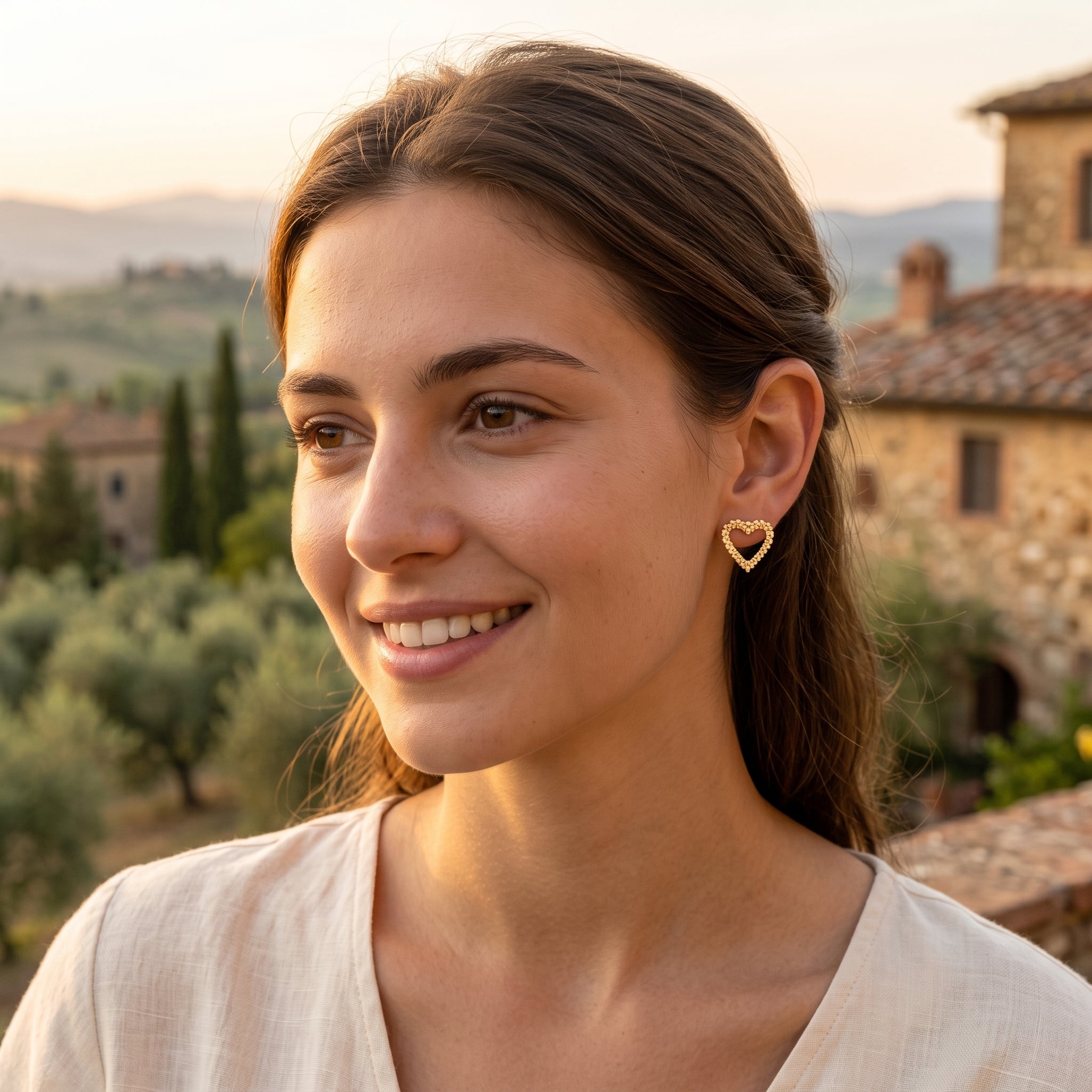 Oro Laminado Gold Filled Classic Rolx Heart Stud Earrings