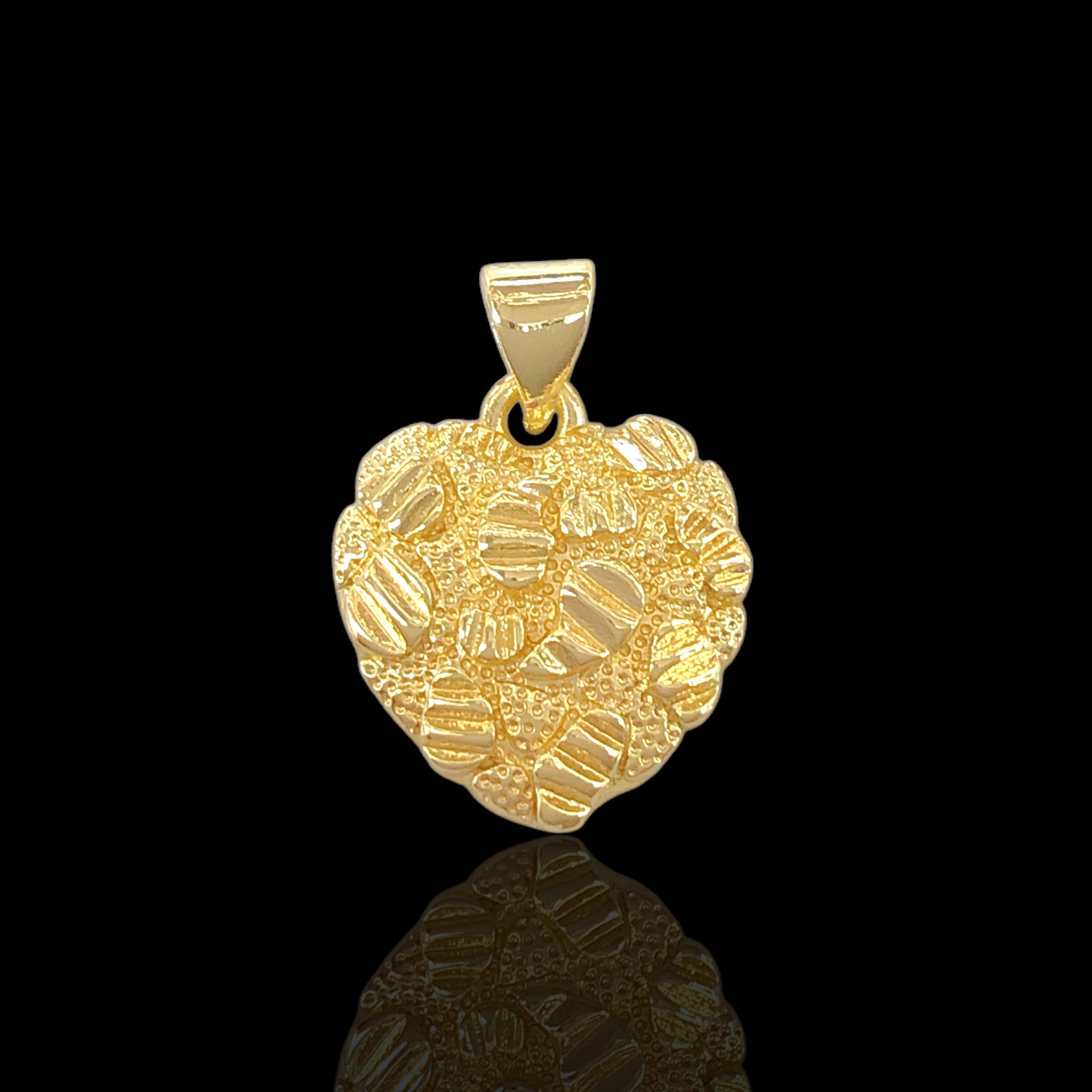 Oro Laminado Gold Filled Diamond Cut Heart Nugget Pendant
