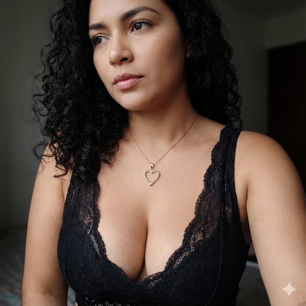 Oro Laminado Gold Filled Florentine Rolx Heart Pendant