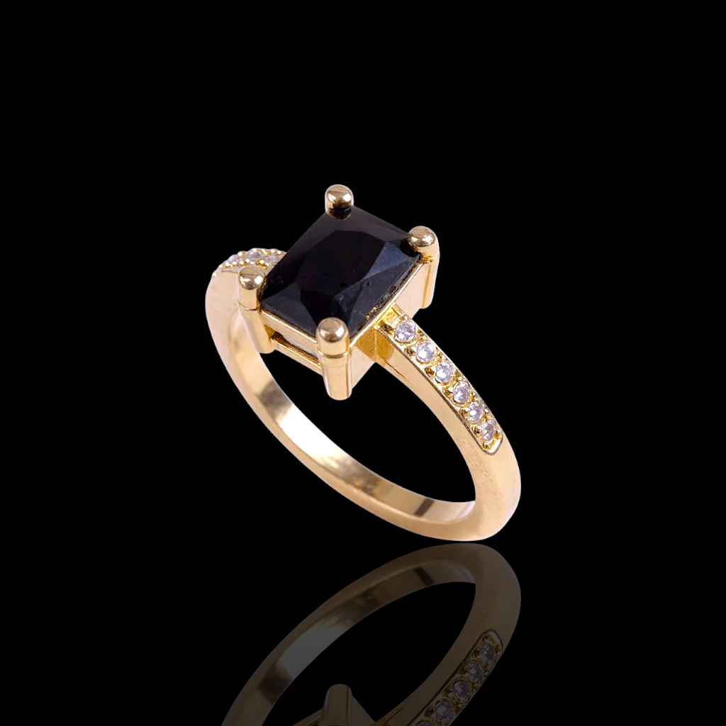 Oro Laminado Gold Filled Francia Petite Emerald Cut Gem Ring