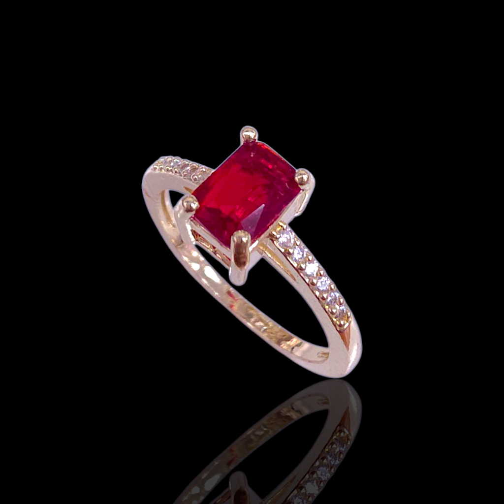 Oro Laminado Gold Filled Francia Petite Emerald Cut Gem Ring