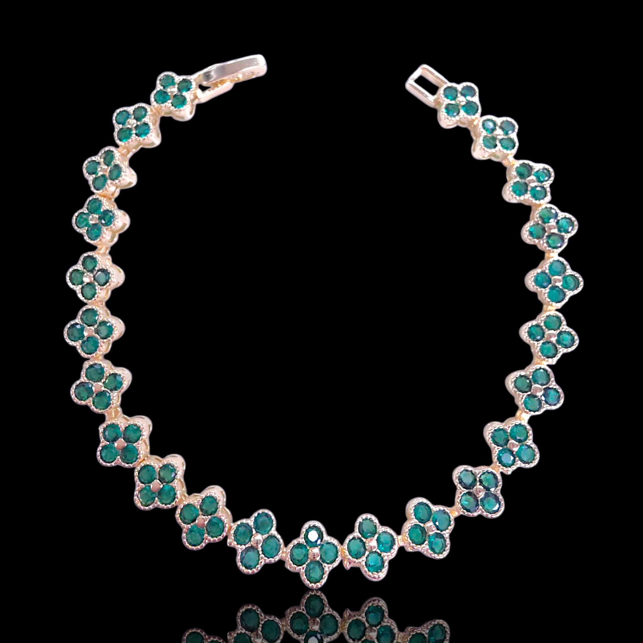 Oro Laminado Gold Filled French Lucky Clover CZ Bracelet