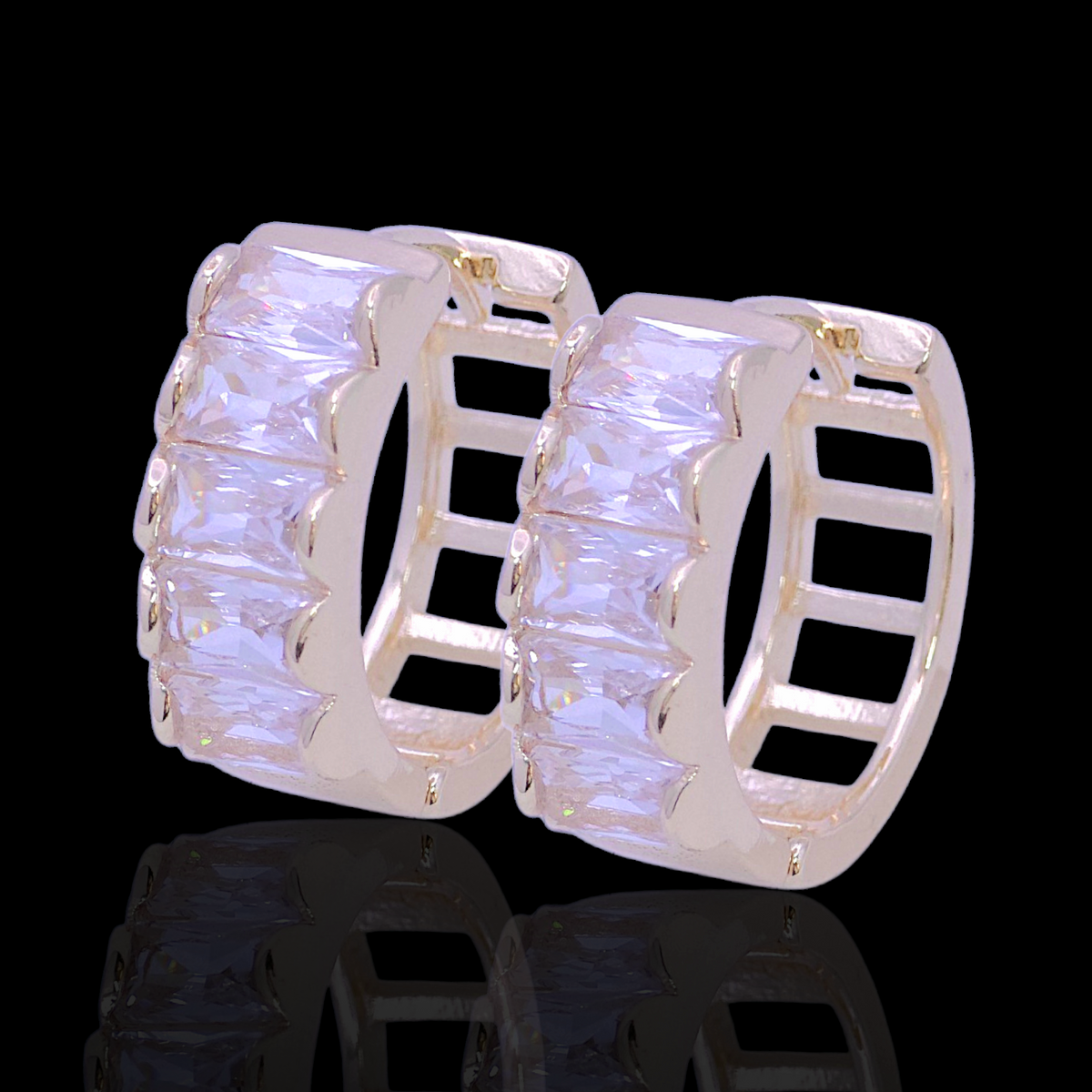 Oro Laminado Gold Filled Glowing Star Zirconia Earrings