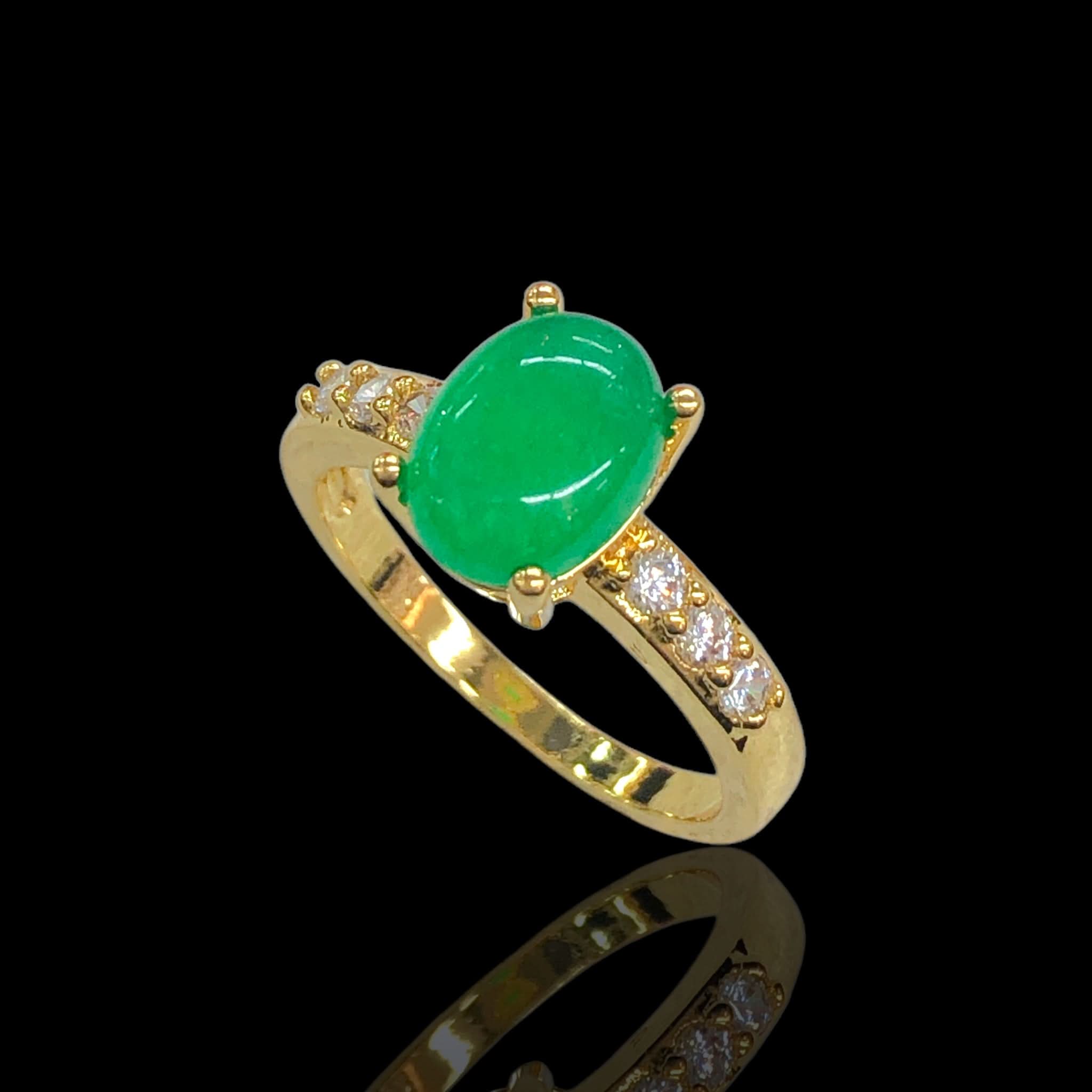 Oro Laminado Gold Filled Thai Royalty Heirloom Jade Ring