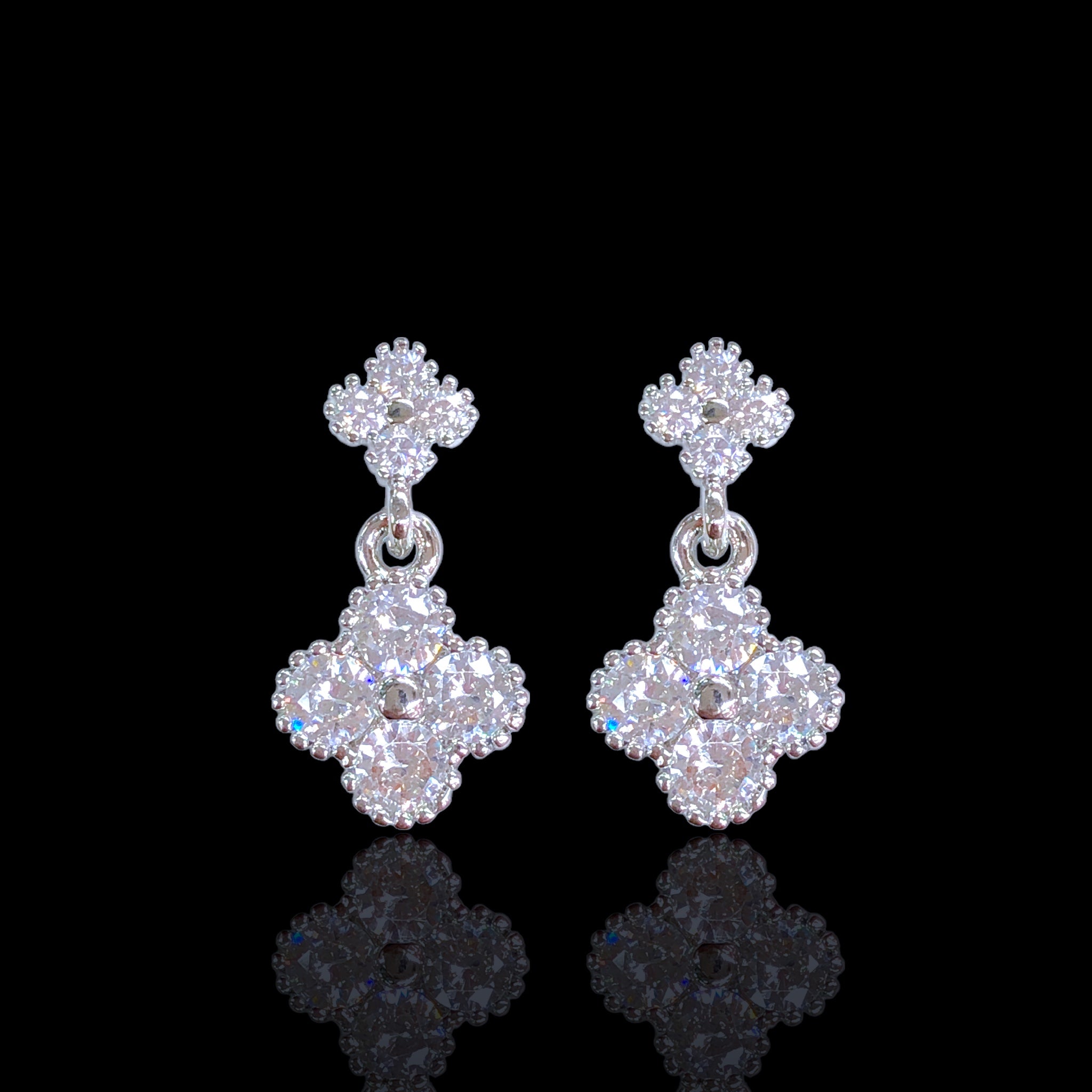 Oro Laminado Gold Filled Crystal Clover Stud Dangle Earrings