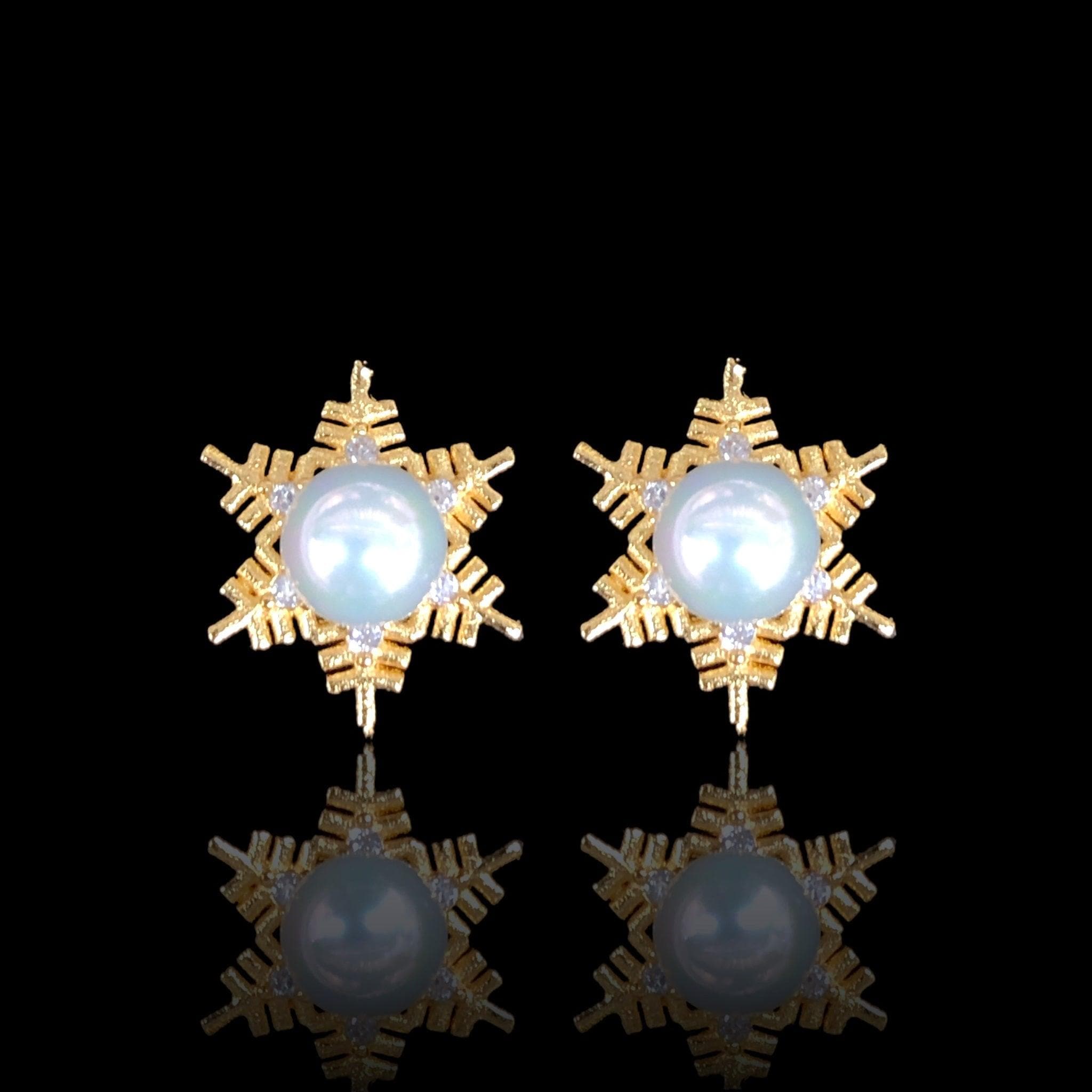 Oro Laminado Gold Filled Norway Snowflake Pearl Stud Earrings