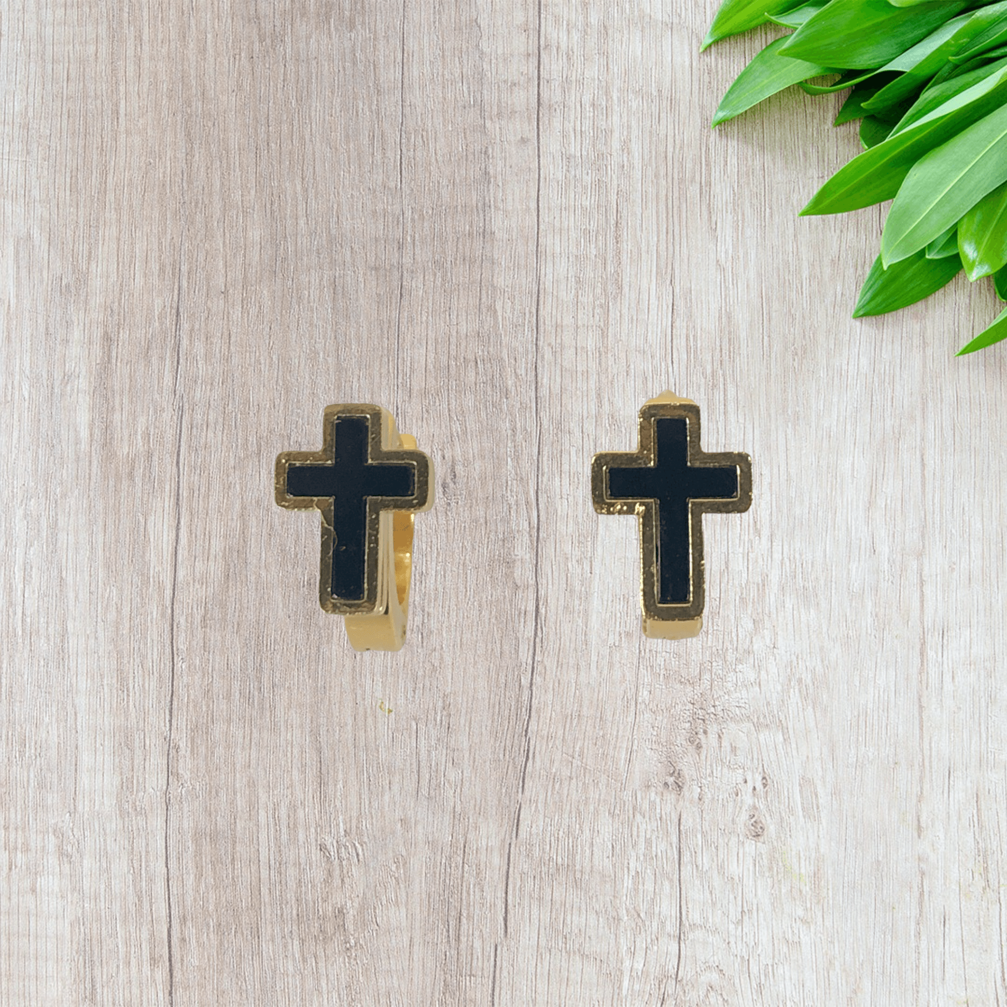 OLE 0280 -18K Gold Filled Oro Laminado EARRINGS, NEW - KUANIA