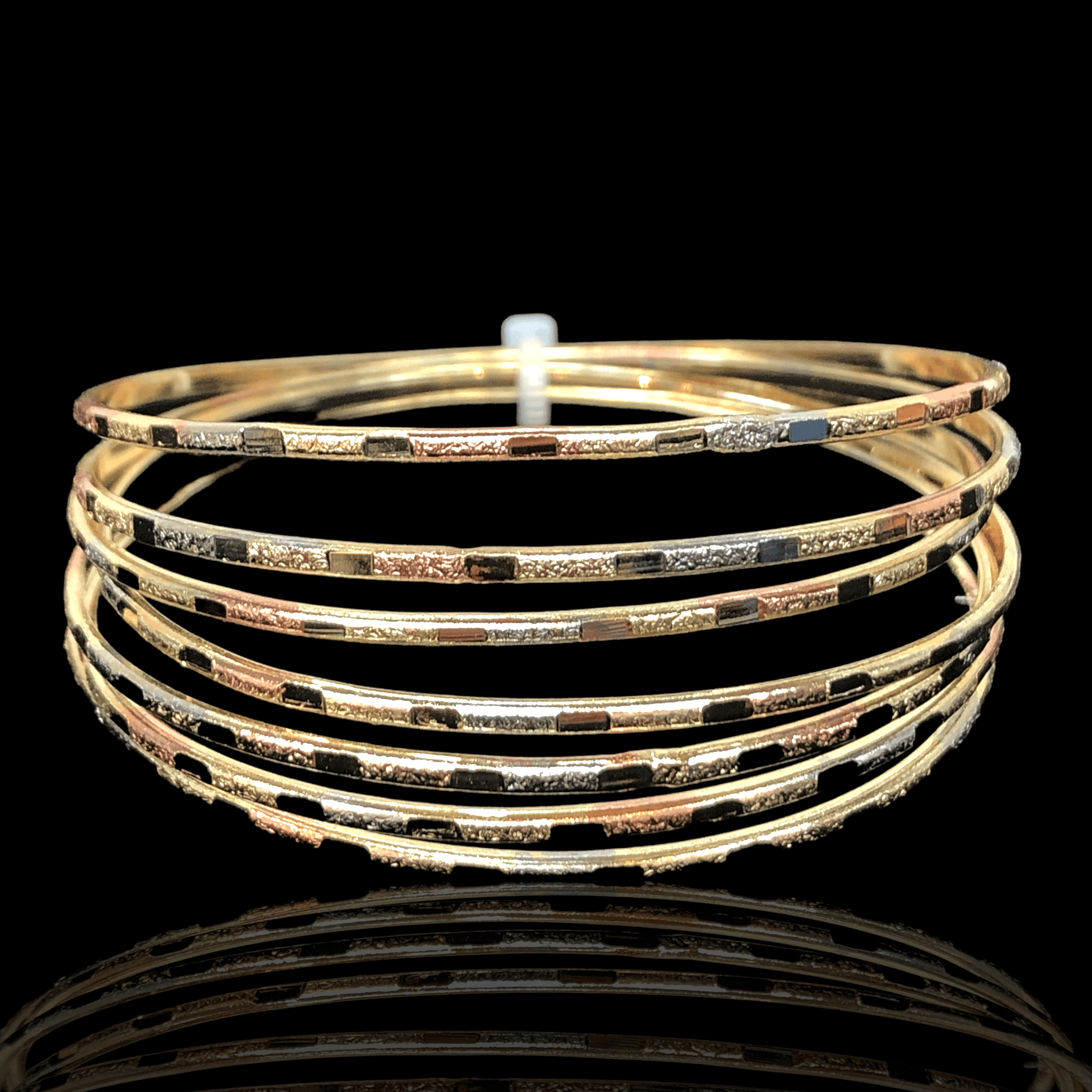 OLS 0030 -18K Gold Filled Oro Laminado BANGLE, NEW - KUANIA