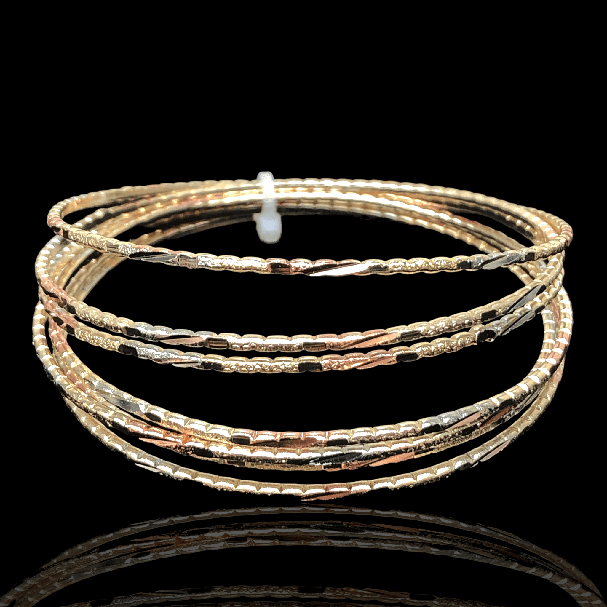 OLS 0030 -18K Gold Filled Oro Laminado BANGLE, NEW - KUANIA