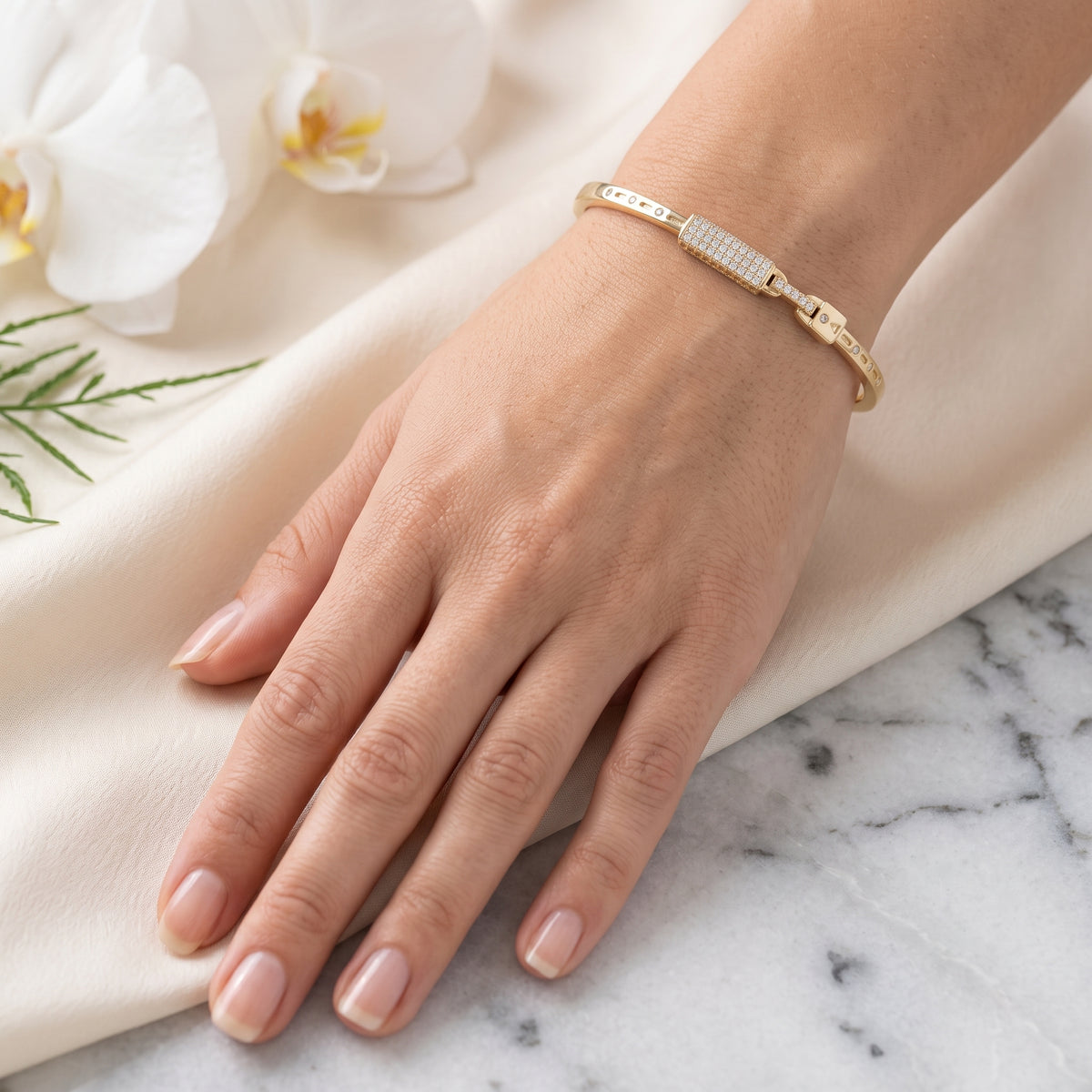 Gold Filled Oro Laminado Exquisite French Lock CZ Bangle