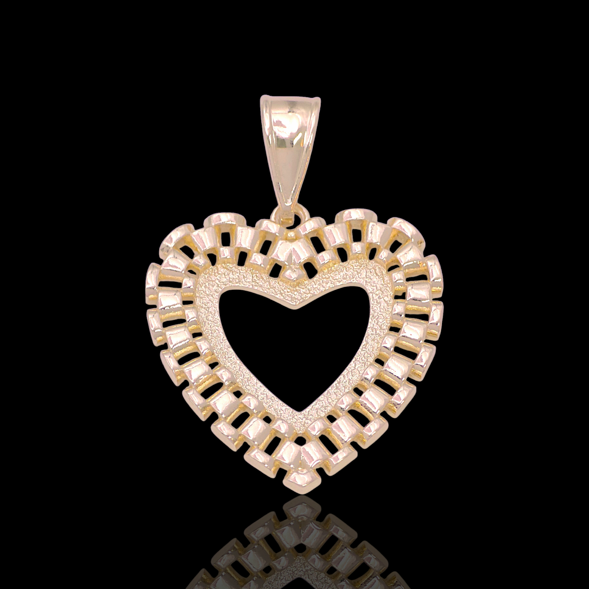 Oro Laminado Gold Filled Classic Rolx Heart Pendant
