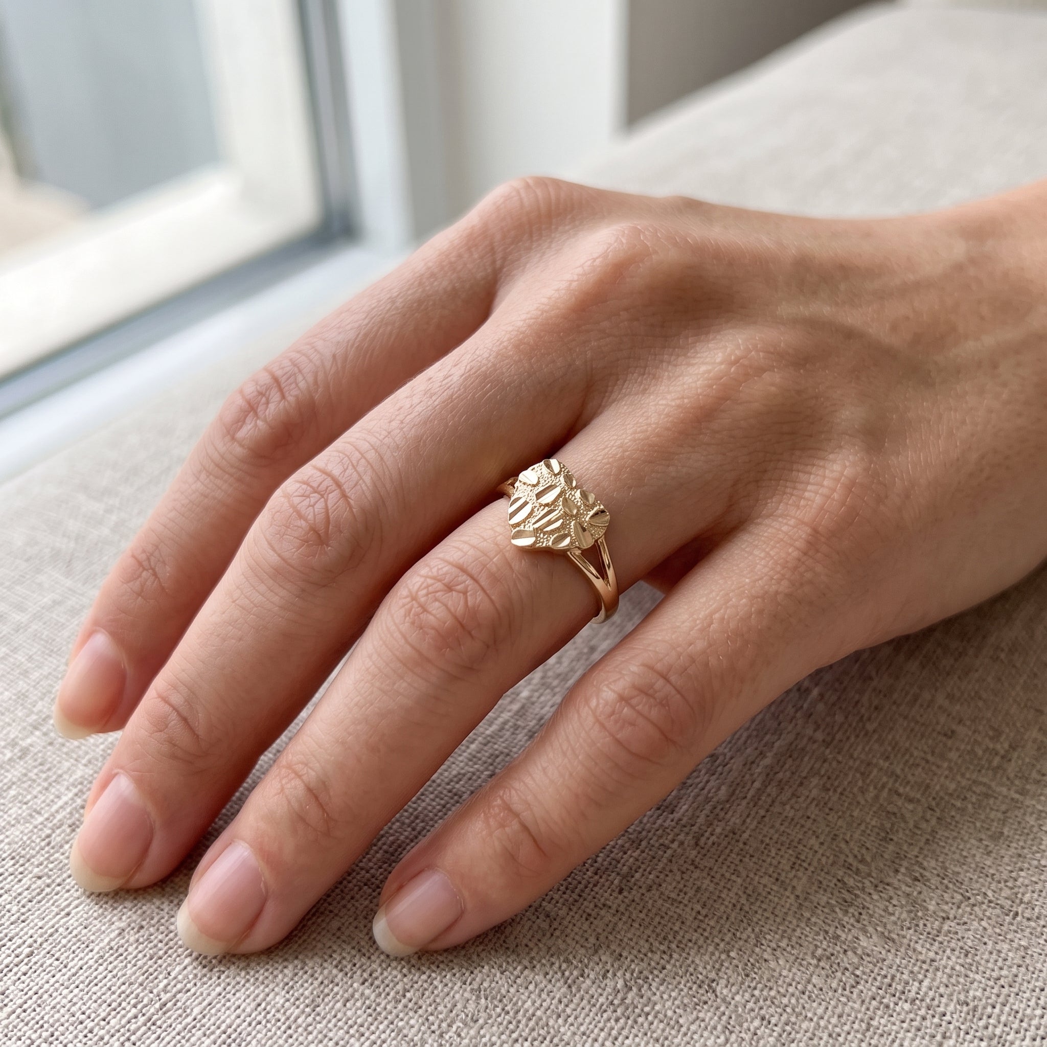 Oro Laminado Gold Filled Diamond Brushed Nugget Heart Ring