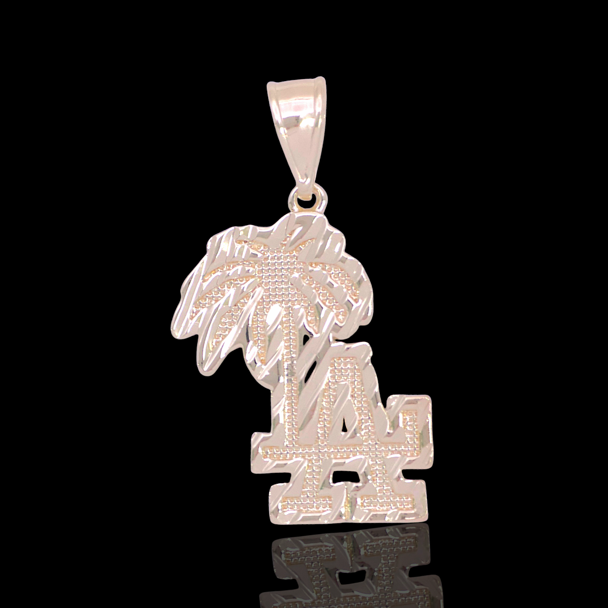 Oro Laminado Gold Filled Diamond Cut Beach Palm LA Pendant