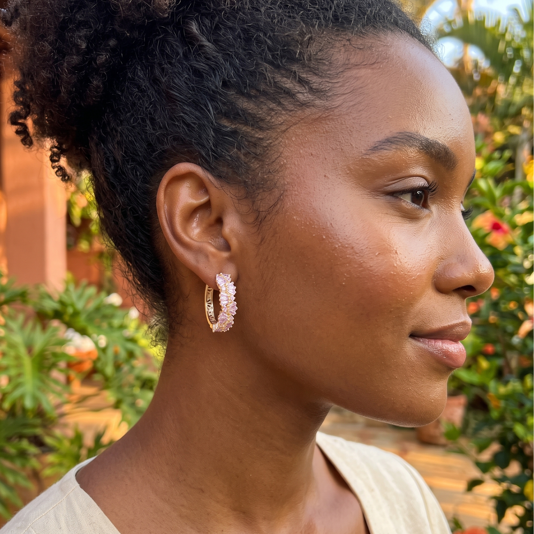 Oro Laminado Gold Filled Fantasia Fan CZ Hoop Earrings