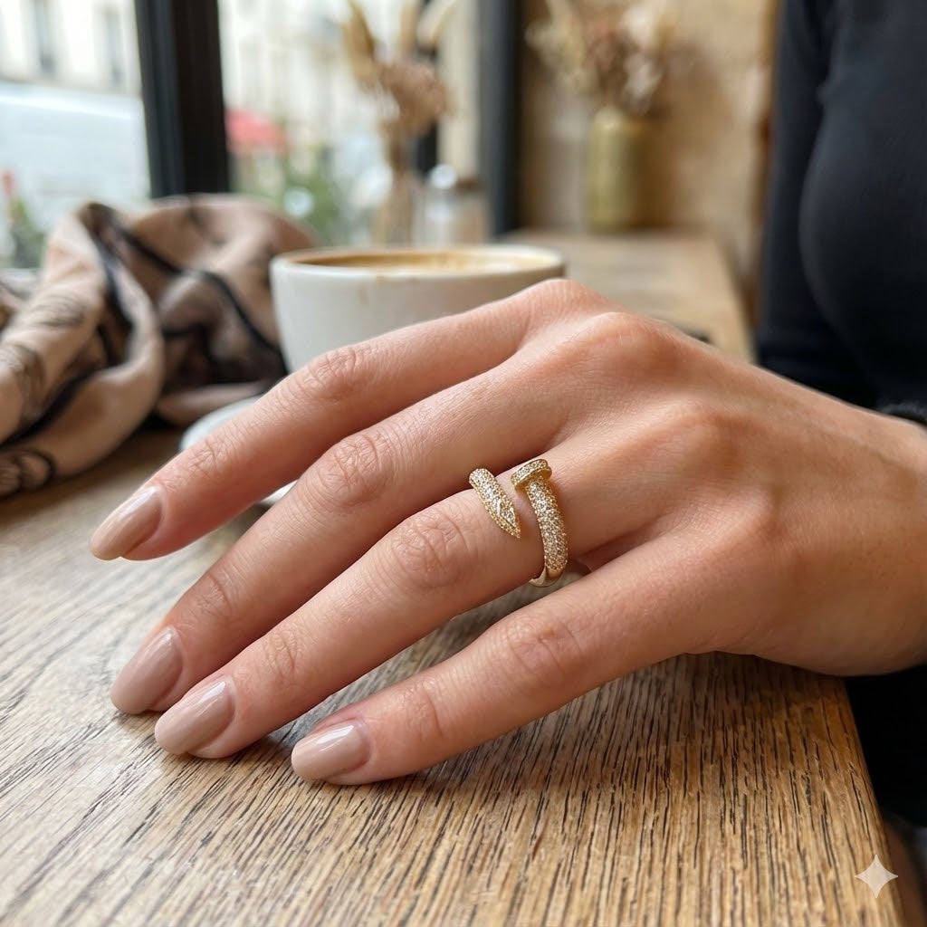 Oro Laminado Gold Filled Geneva Rivet Adjustable CZ Ring