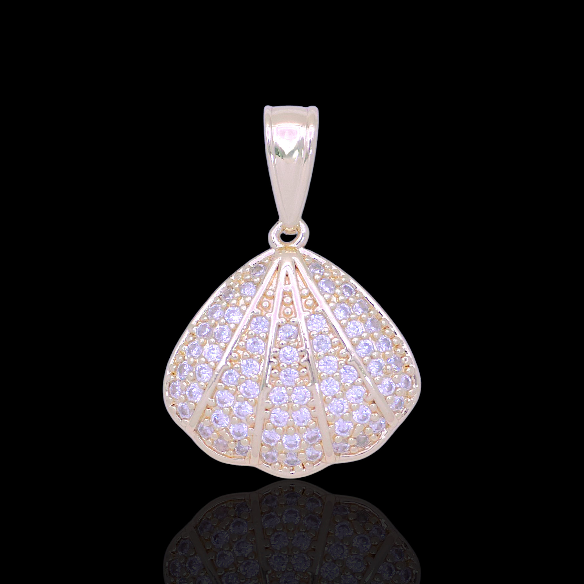 Oro Laminado Gold Filled Ocean Wave Seashell Charm Pendant