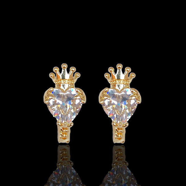 Oro Laminado Gold Filled Queens Heart Huggie Earrings