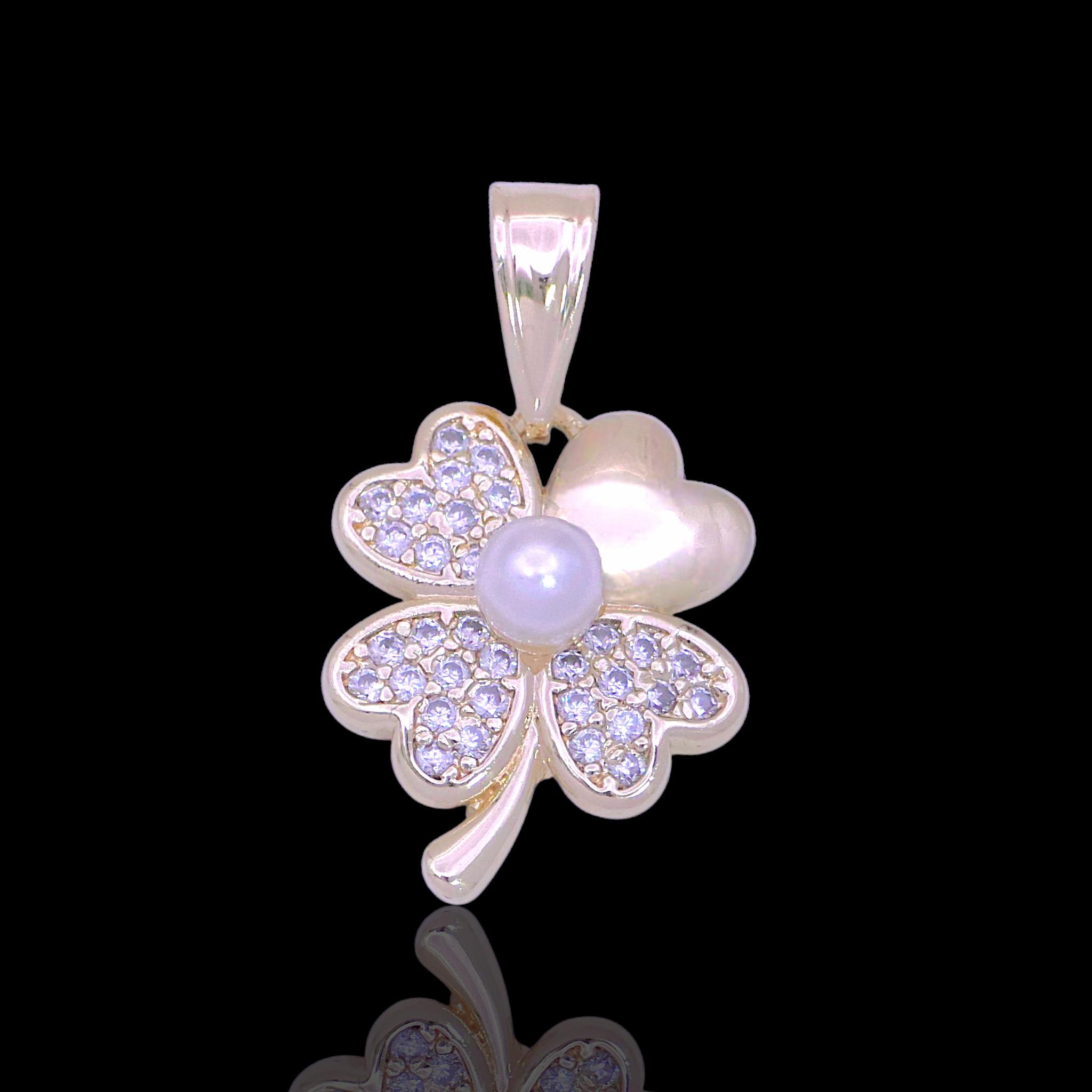 Oro Laminado Gold Filled Radiant Lucky Clover CZ Pendant