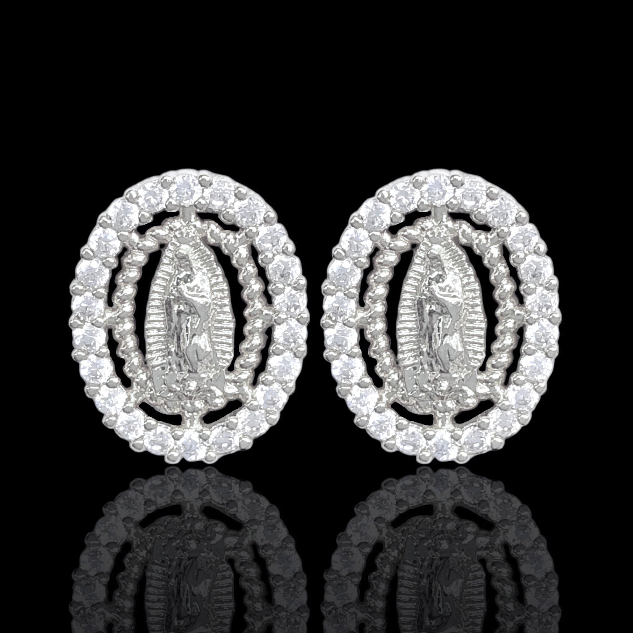 Oro Laminado Gold Filled Rope Frame Guadalupe Stud Earrings