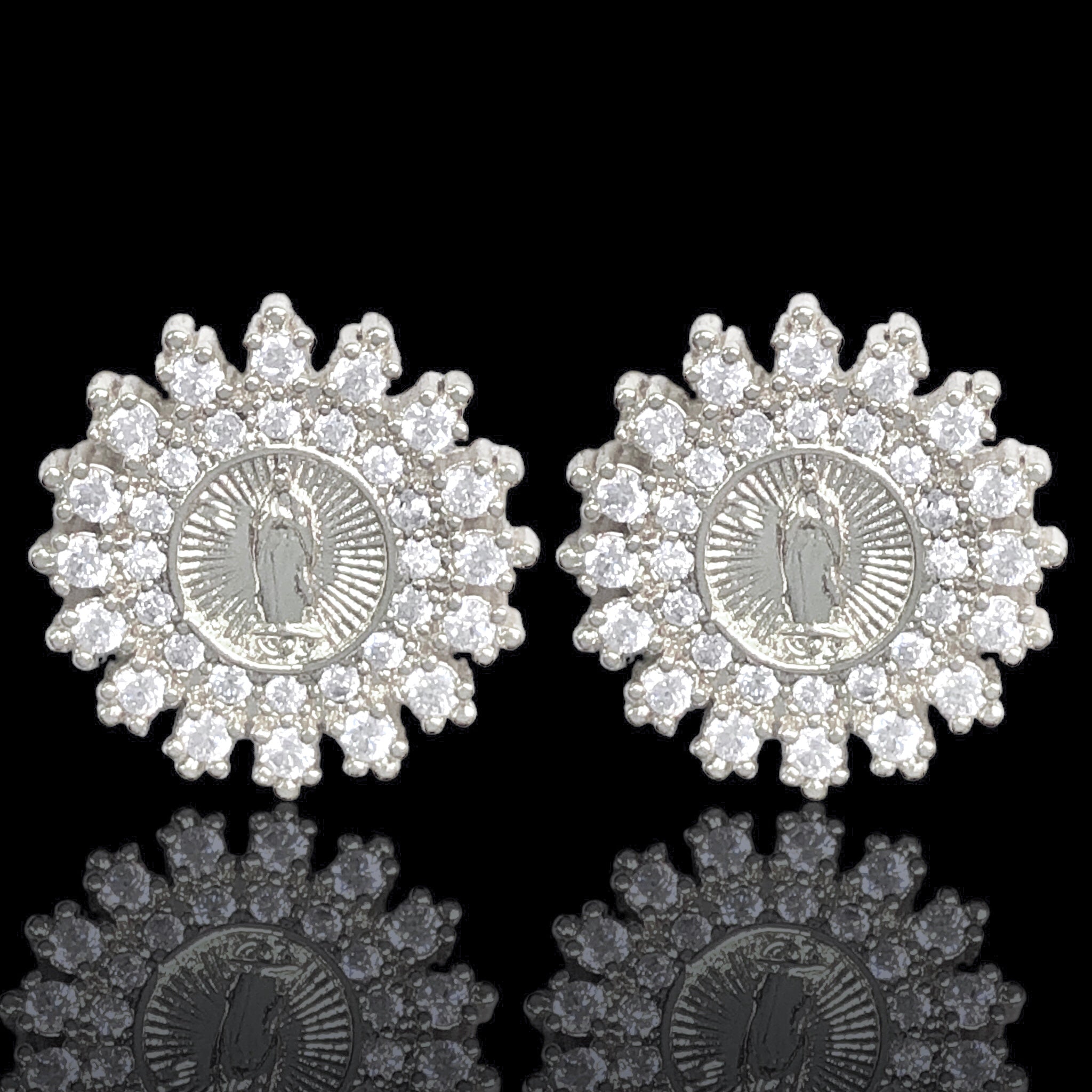 Oro Laminado Gold Filled Sunburst Guadalupe Stud Earrings