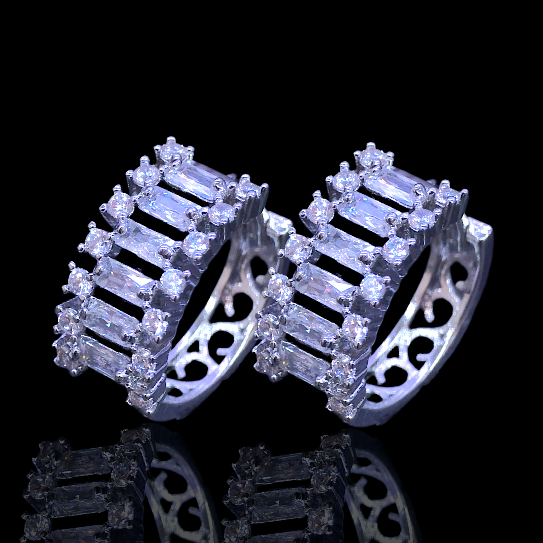 Oro Laminado Gold Filled Venice Chic Zirconia Earrings