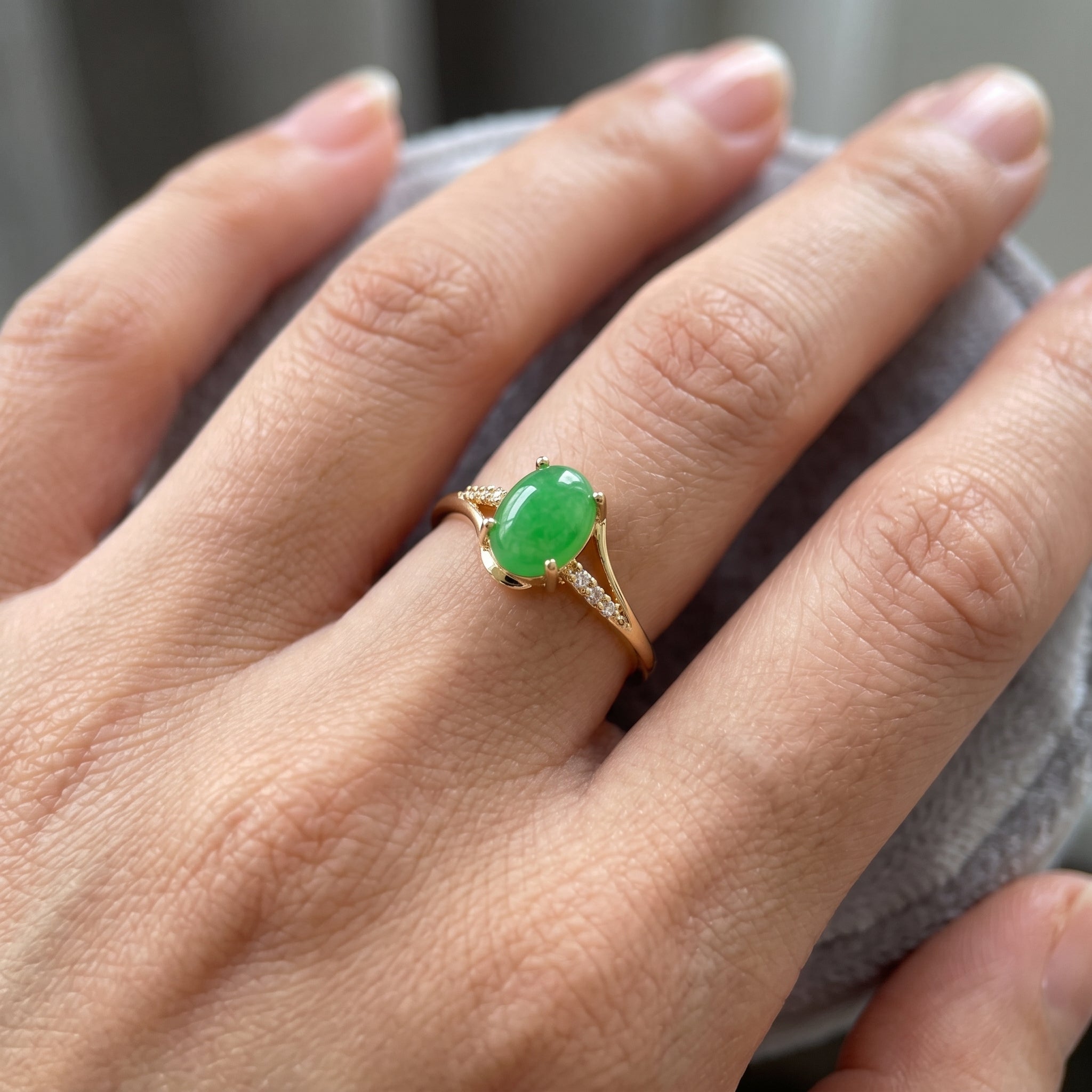 Oro Laminado Gold Filled World Fortune Jade Ring