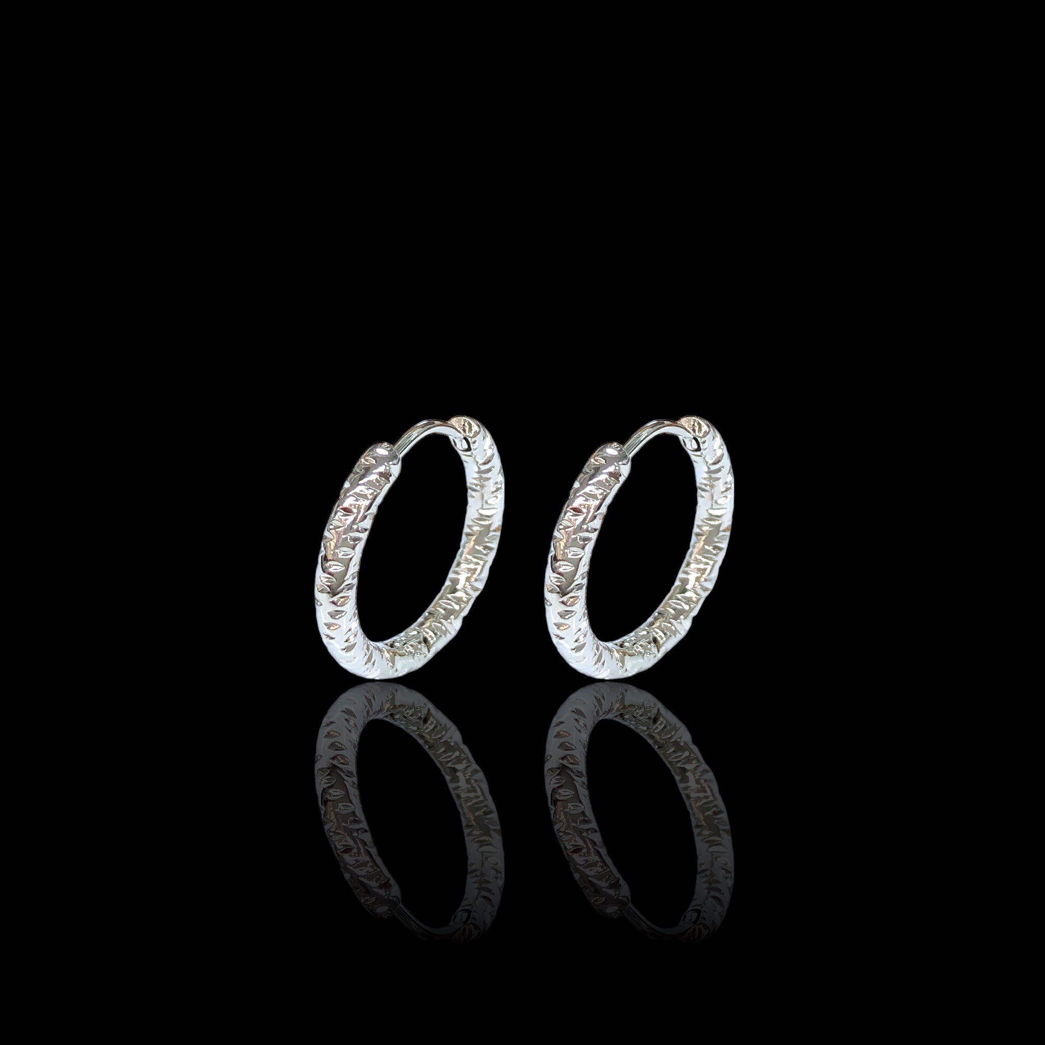 316L Stainless Steel Diamond Cut Minimalist Hoop Earrings