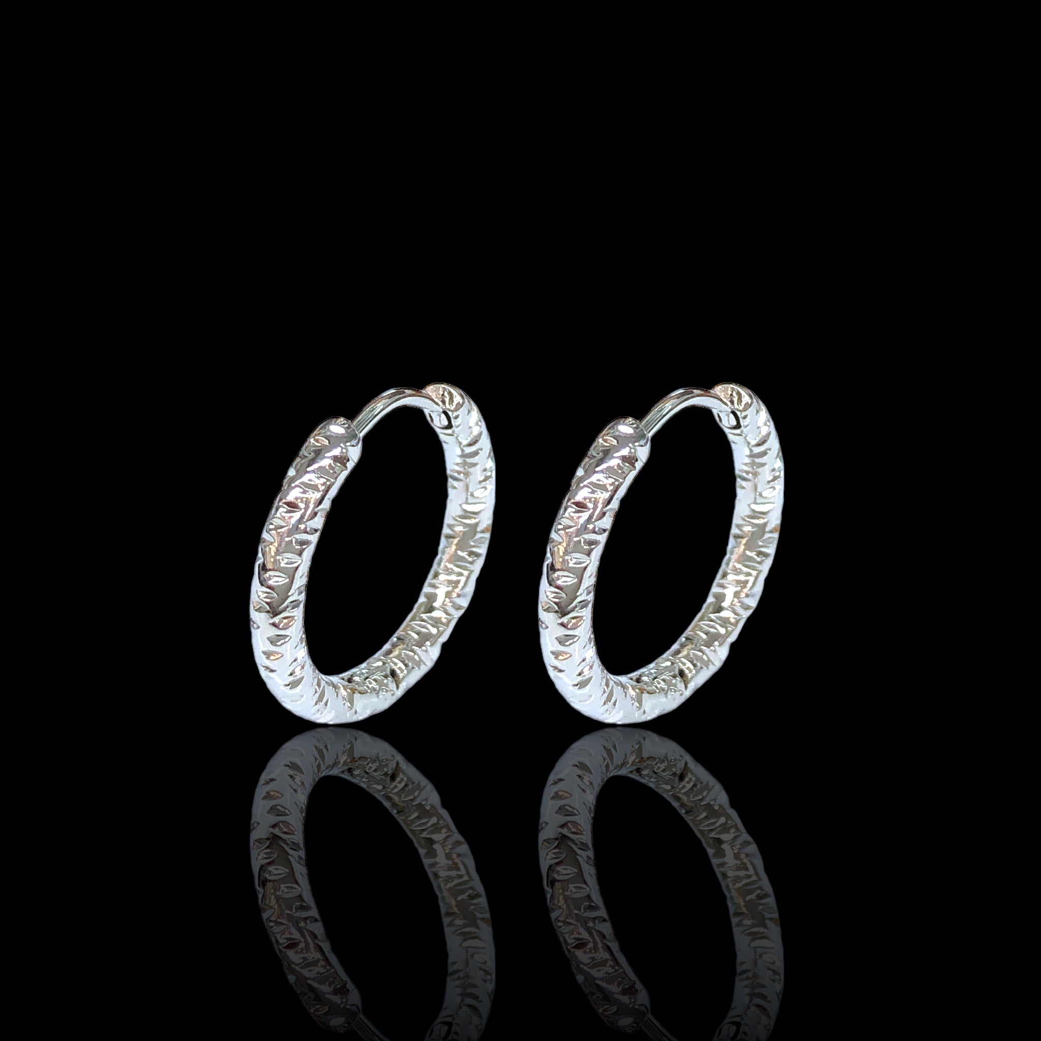 316L Stainless Steel Diamond Cut Minimalist Hoop Earrings