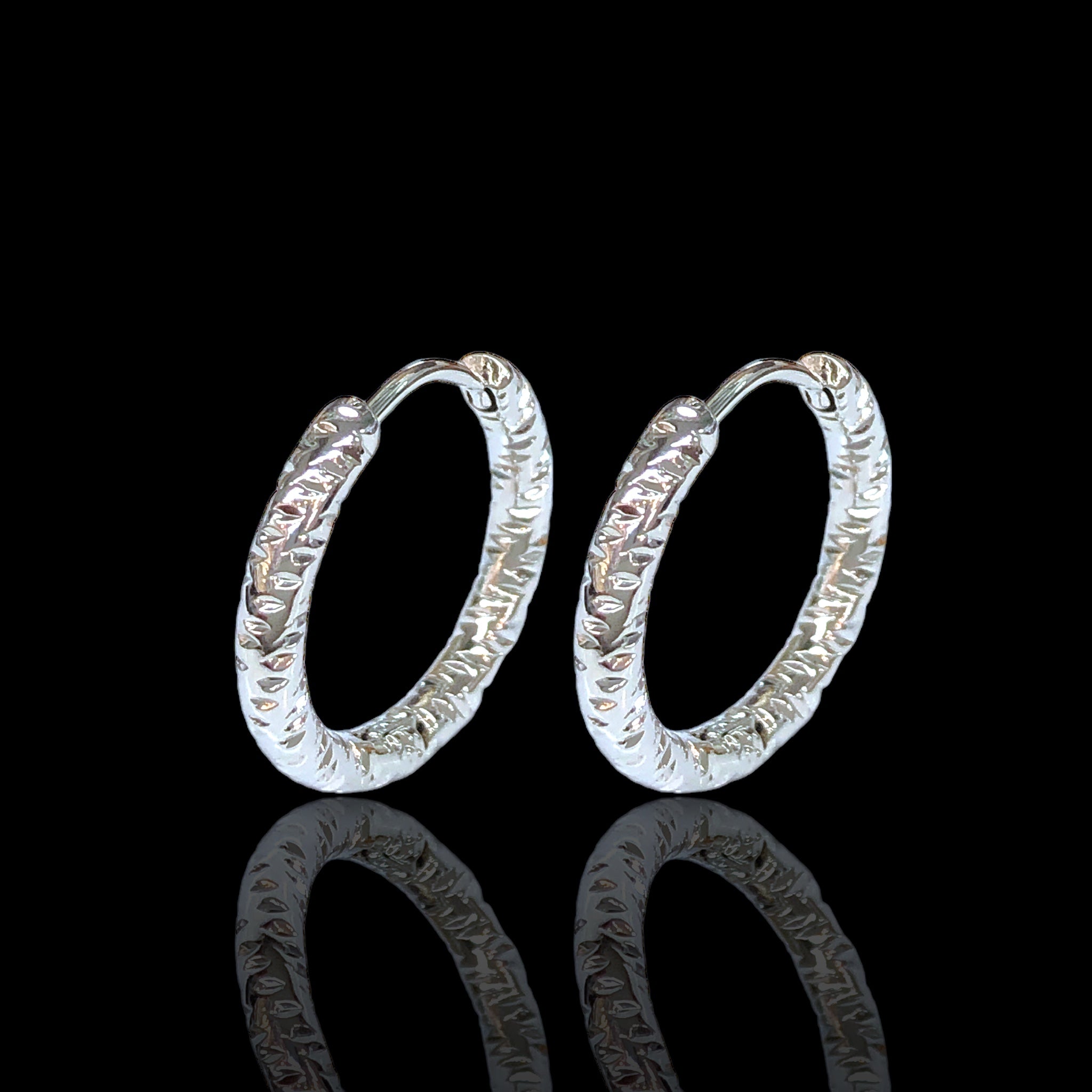 316L Stainless Steel Diamond Cut Minimalist Hoop Earrings