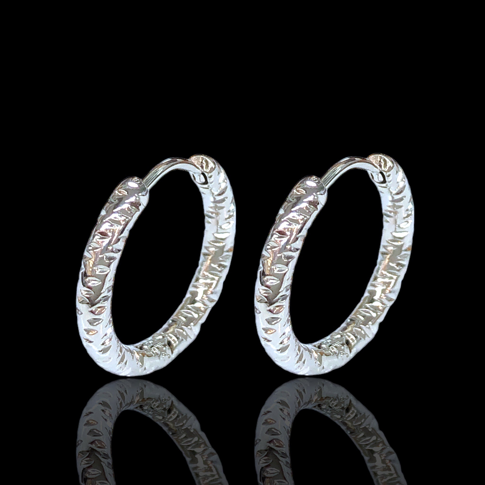 316L Stainless Steel Diamond Cut Minimalist Hoop Earrings