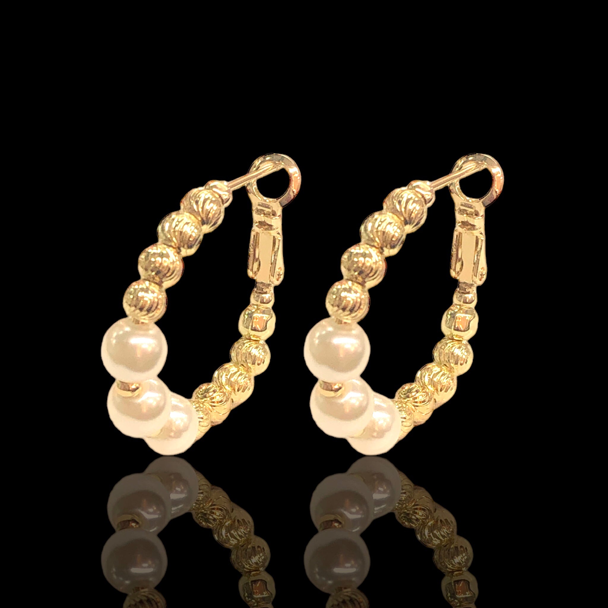 Gold Filled Oro Laminado Beaded Hoop Pearl Earrings