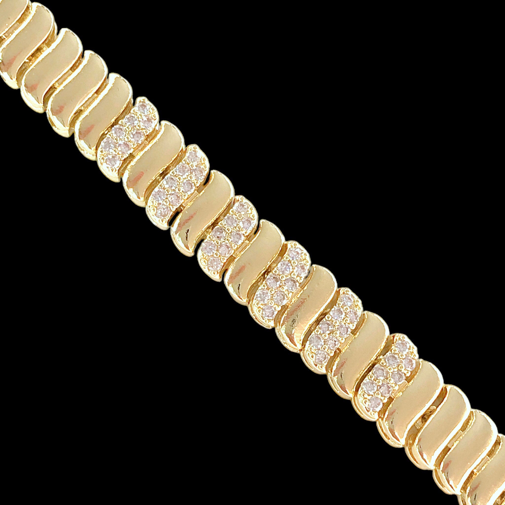 Oro Laminado Gold Filled Arabic Royal Bracelet