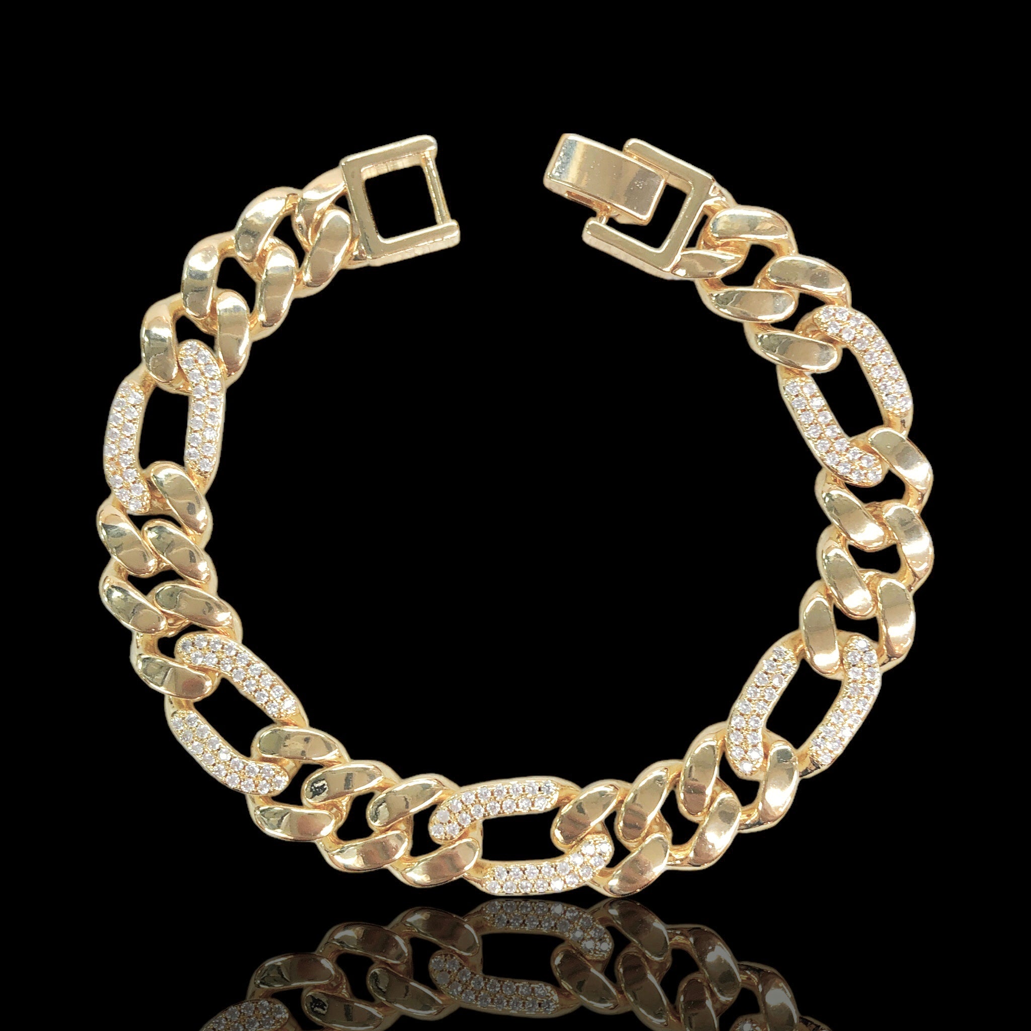 Oro Laminado Gold Filled CZ Classy Figaro Link Bracelet