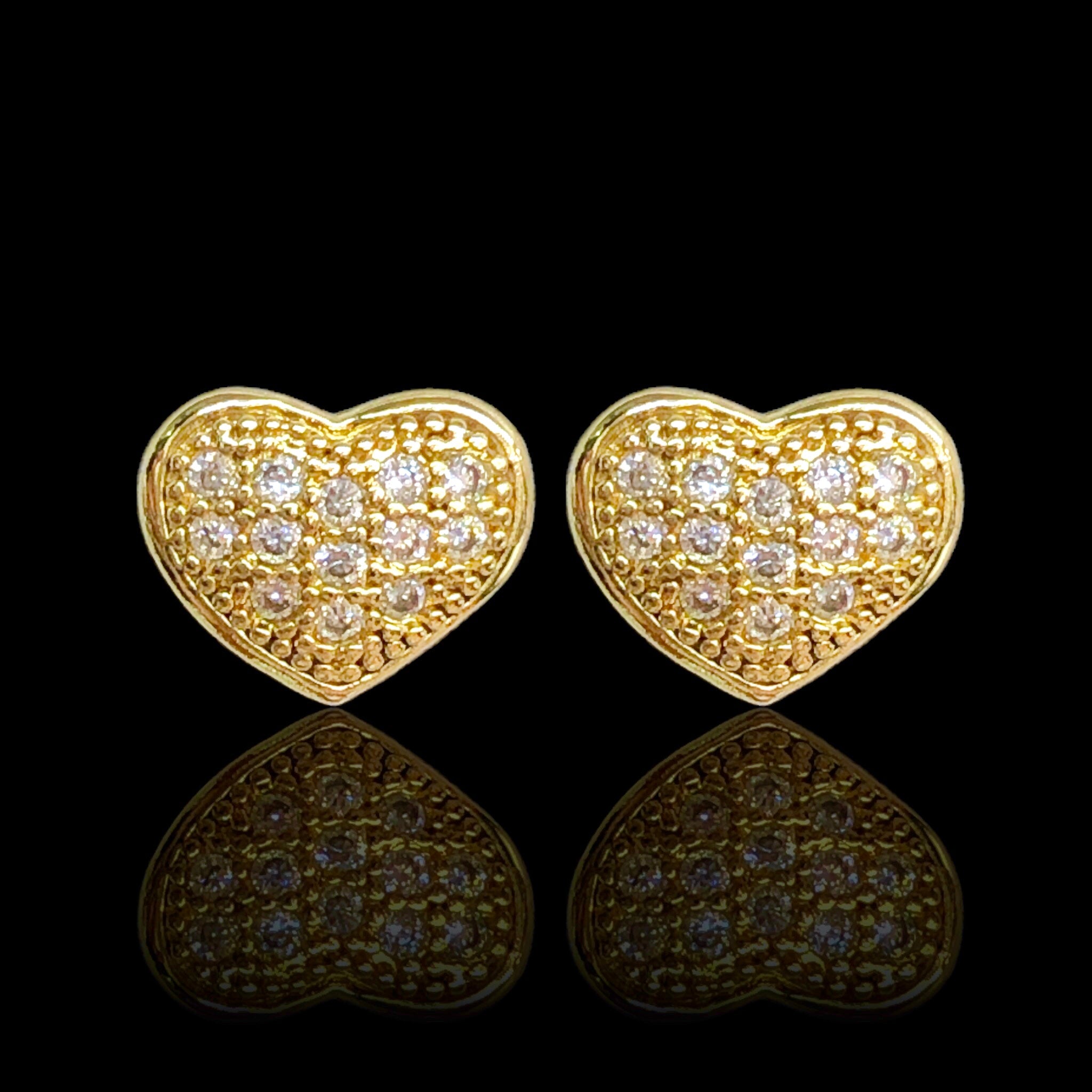 Oro Laminado Gold Mini Cupid Heart Stud Earrings (Pack of 12)