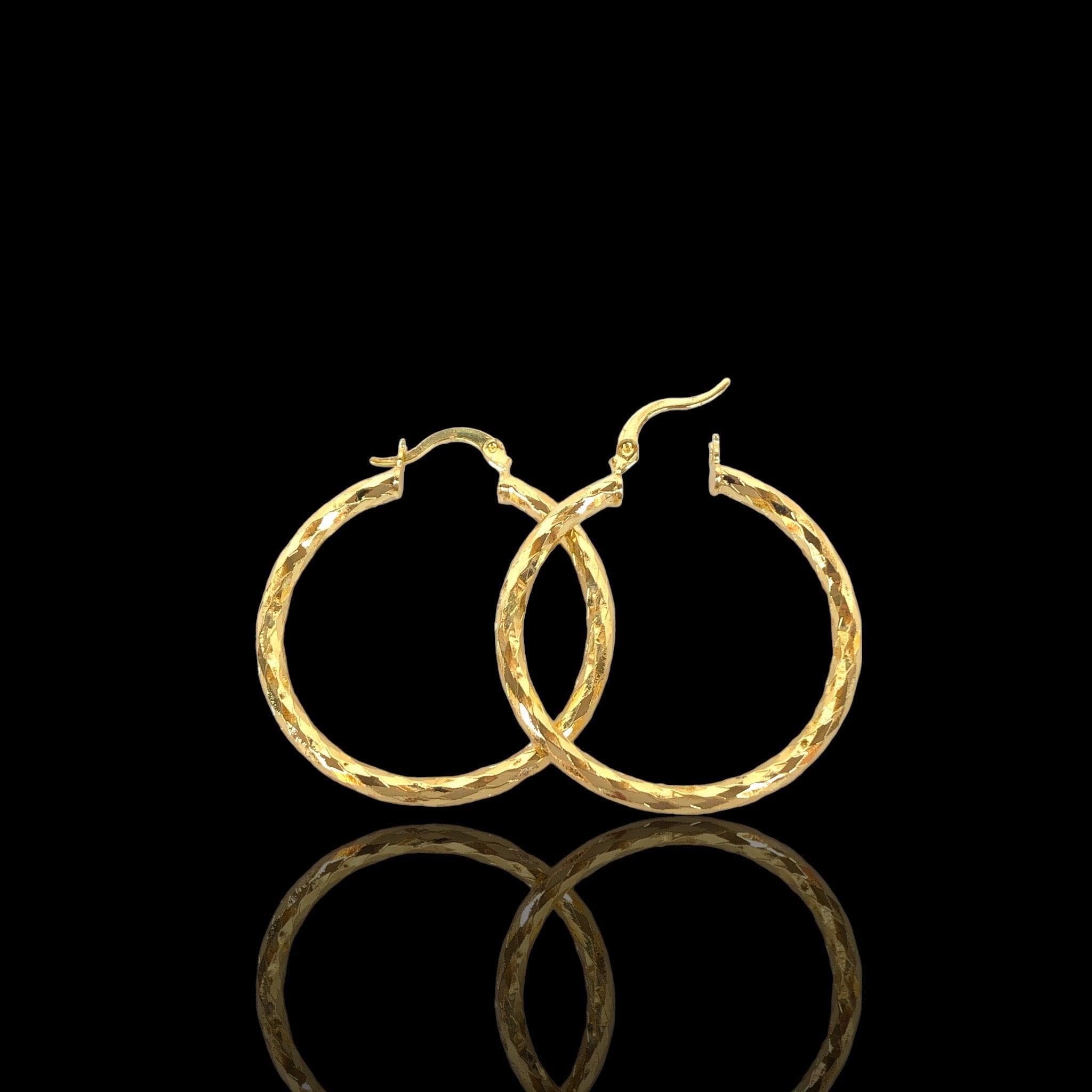 Oro Laminado Gold Filled Diamond Cut Hoop Earrings